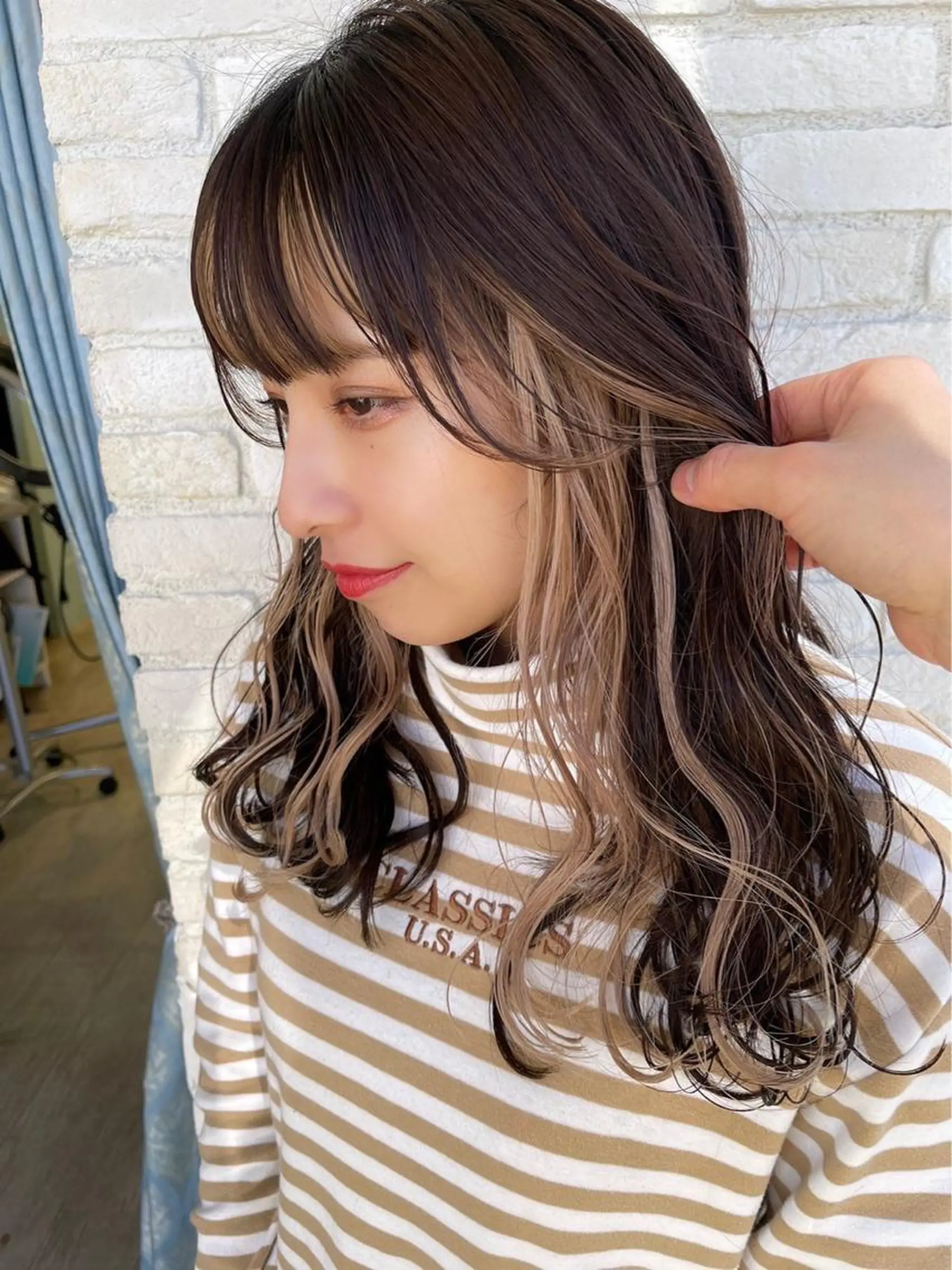 ミディアム カラー くびれヘア 天使の羽バング・フェザーバング 髪質改善 韓国風ヘア くびれレイヤー 新宿/韓国風レイヤー 髪質改善/渋谷直樹のヘアスタイル