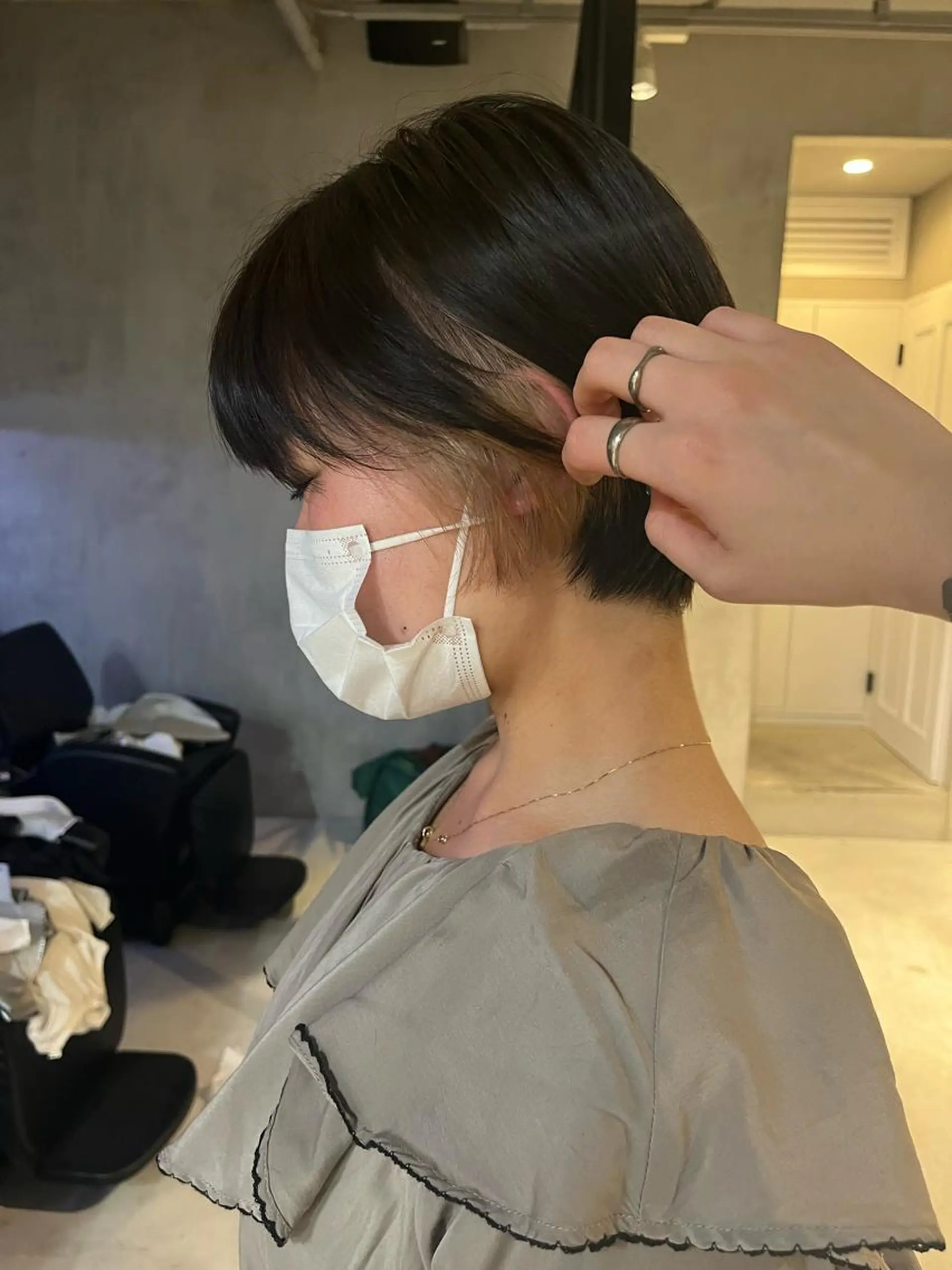 ショート カラー 顔周りカット ショートヘア ヘアカラー ボブ/ミディ/ロング 特化/芳野りんかのヘアスタイル