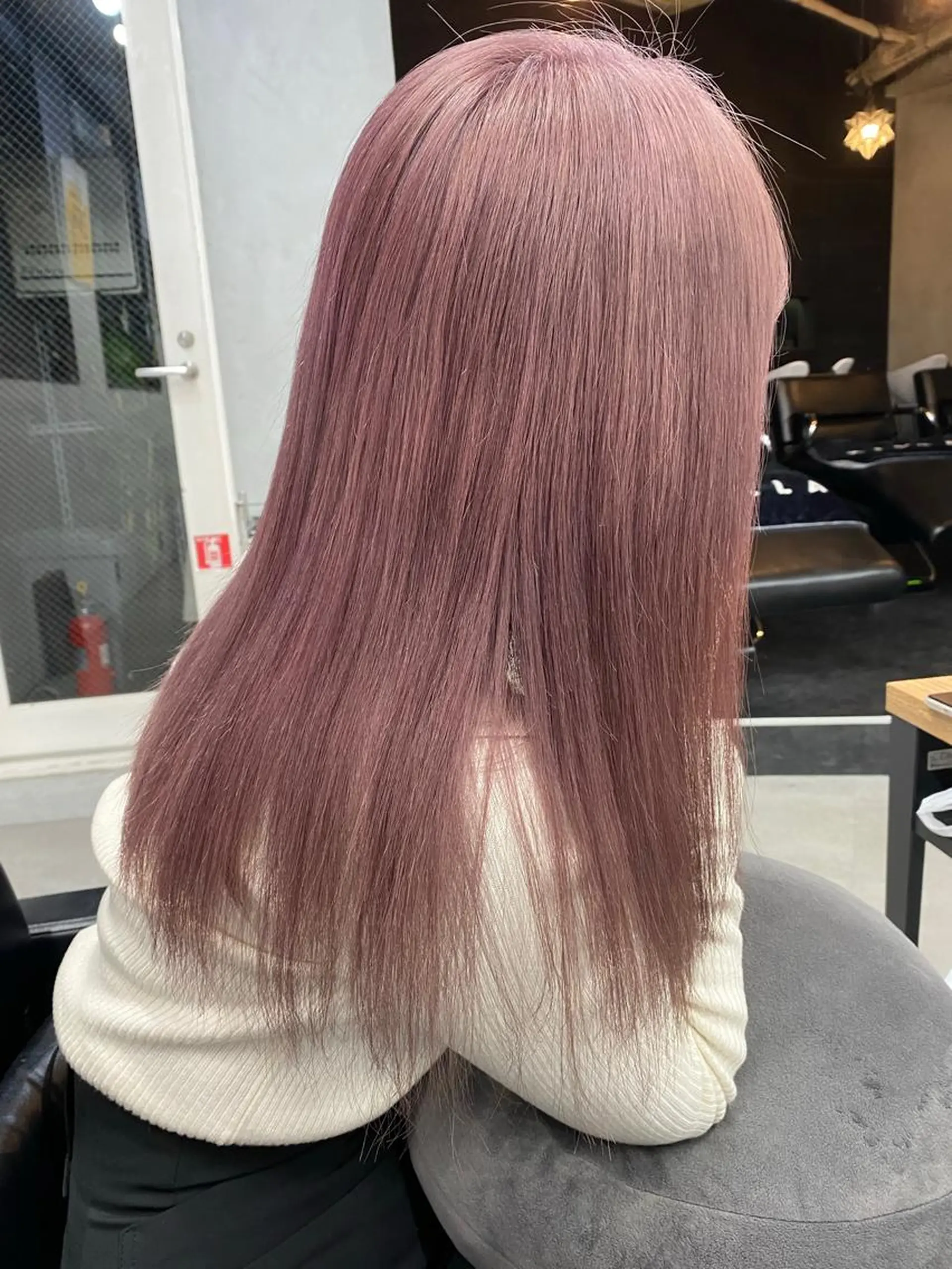 セミロング カラー ピンクカラー カット ヘアカラー トリートメント 🧸艶々韓国ヘア 🧁mizunaのヘアスタイル