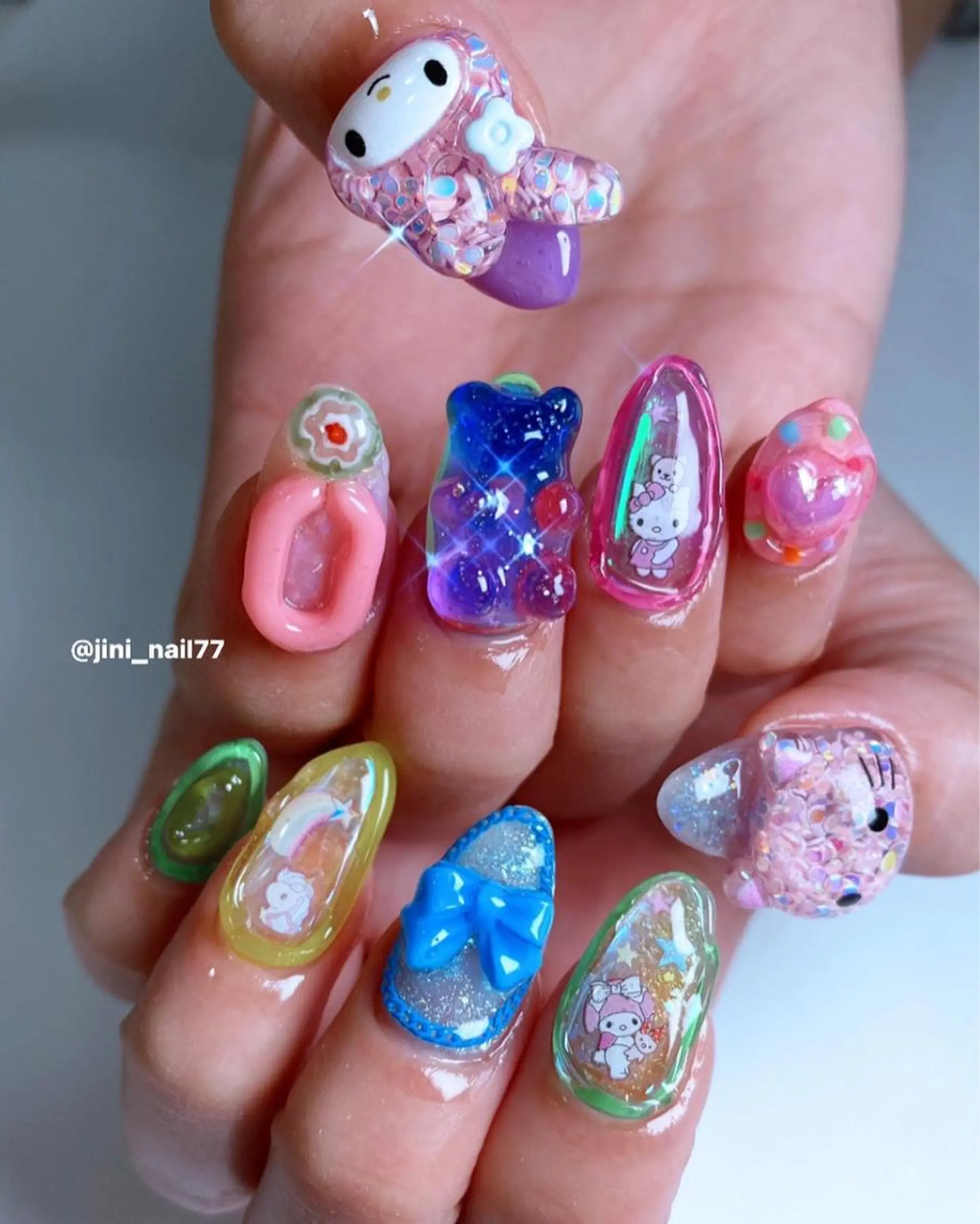 ネイル JINI NAIL所属・ジニ ネイルのネイルデザイン