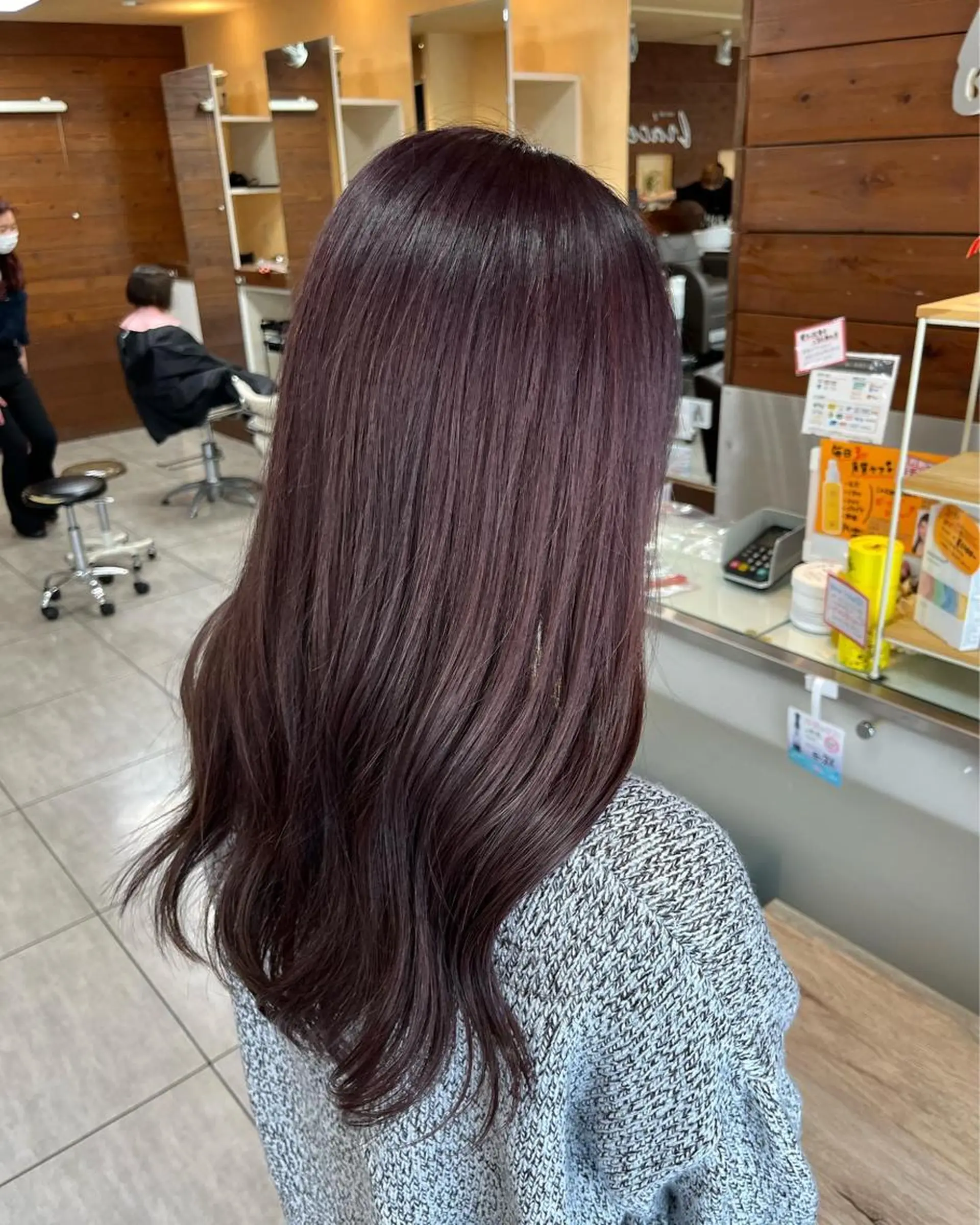 ロング カット ヘアカラー トリートメント インナー×縮毛矯正 ピンクカラー澤井里菜のヘアスタイル