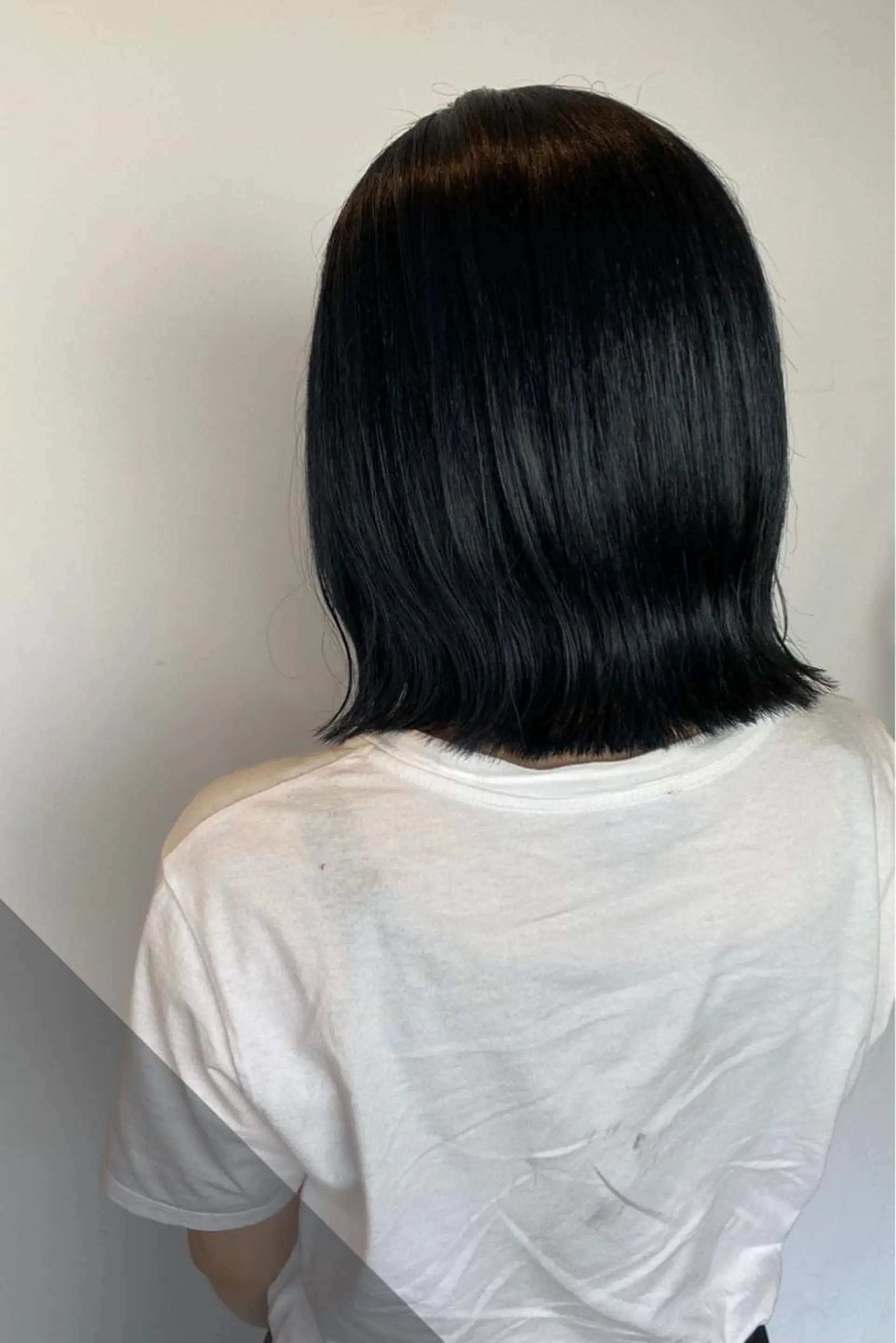 ミディアム カラー 菊地 紗矢のヘアスタイル