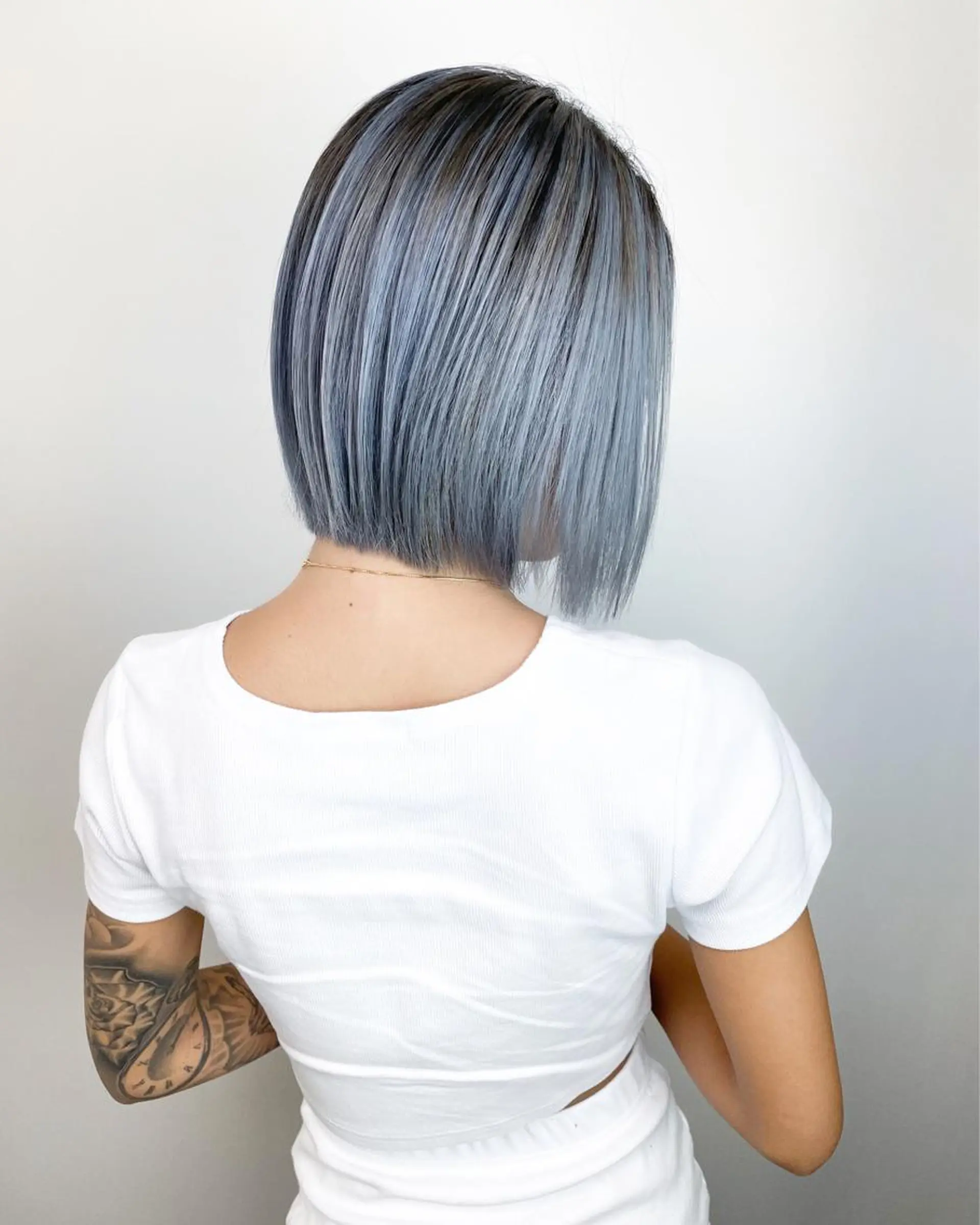 ショート カラー シールエクステ バレイヤージュ ミストバング ブリーチ ダブルカラー カット ヘアカラー トリートメント 【KIRA 代表】 TATSUYAのヘアスタイル