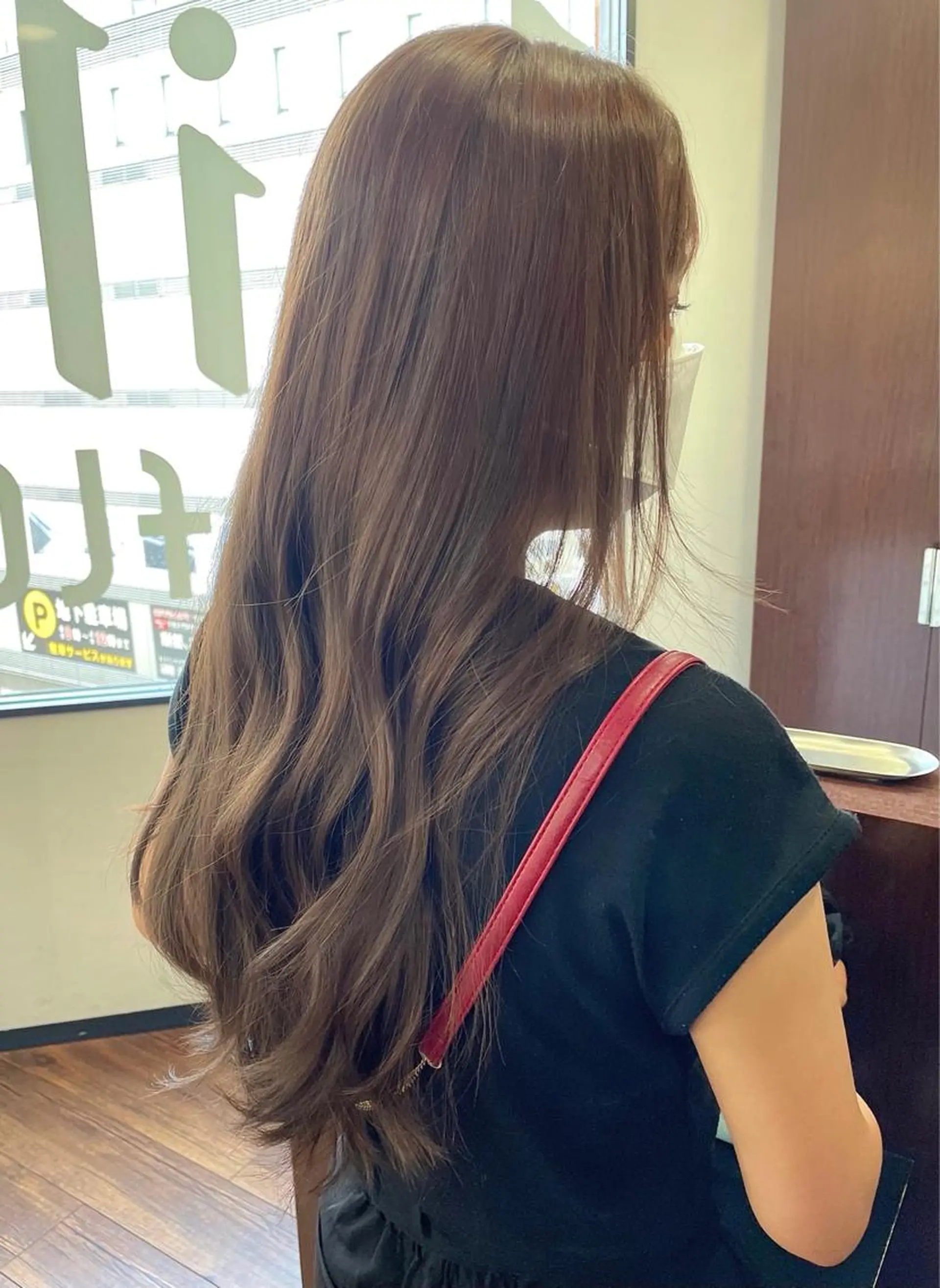 カラー アッシュ アッシュブラウン ベージュカラー ブリーチ ブラウンカラー 【韓国ヘア×透明感 カラー】笹谷 莉未のヘアスタイル