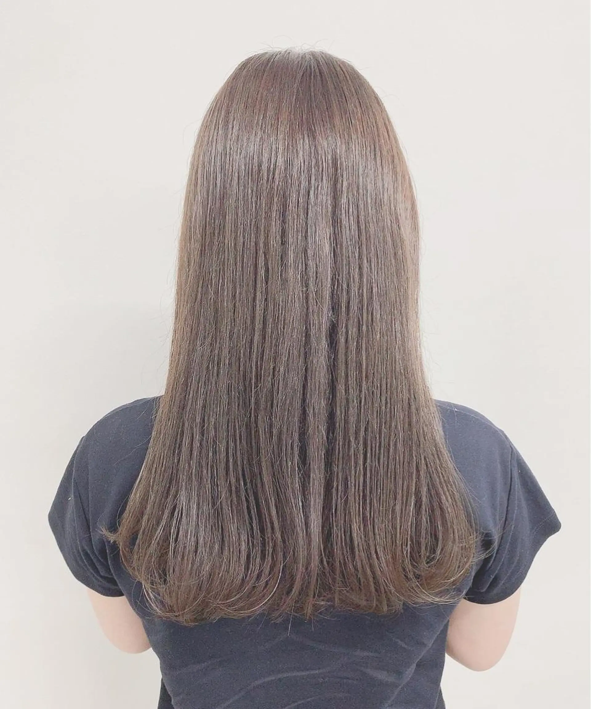 セミロング カラー 🔵暗髪　特化🔵 梅田・増田のヘアスタイル