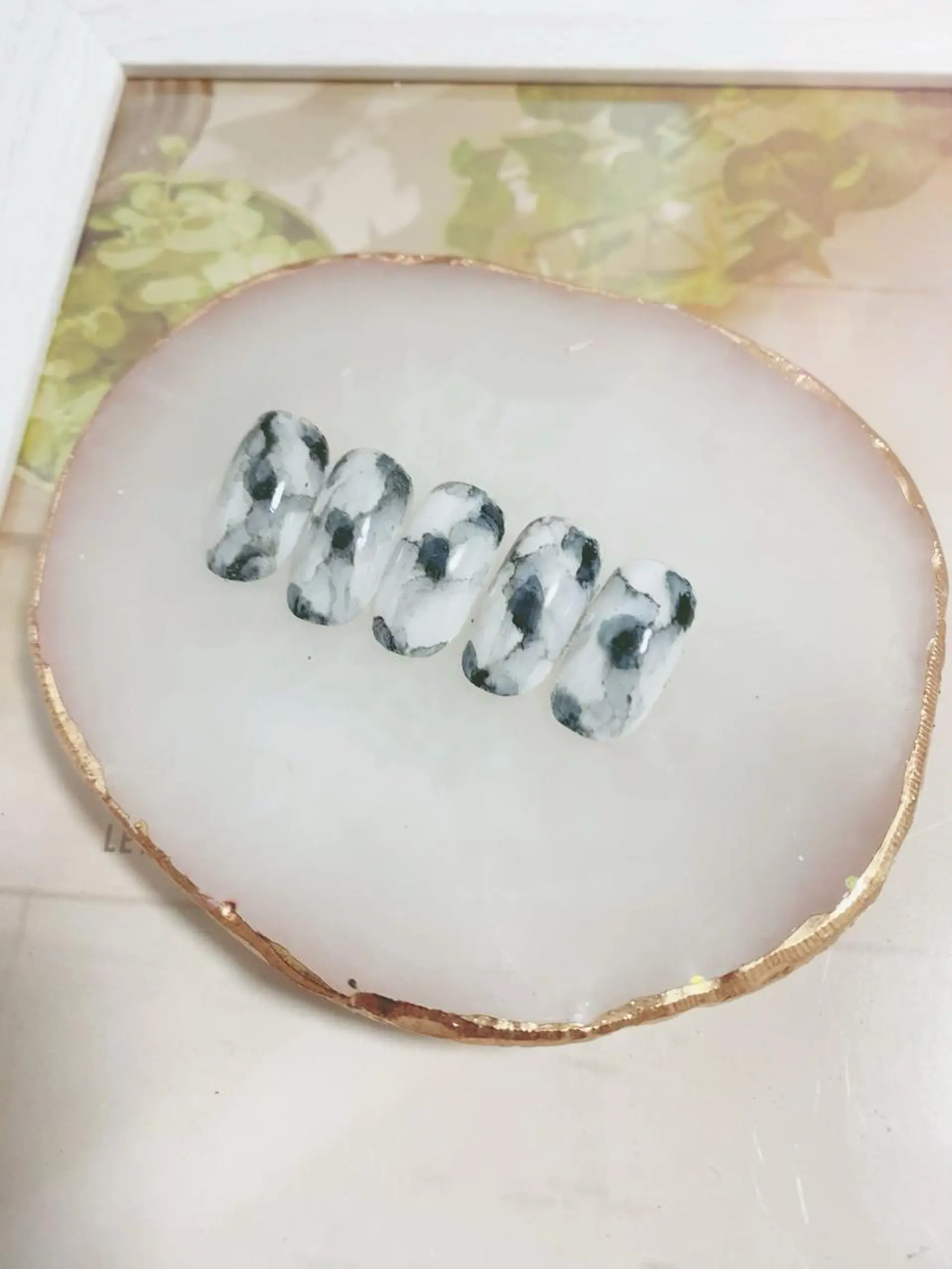 ネイル 大理石ネイル(マーブル) 自宅ネイルサロン ♦️nuance♦️のネイルデザイン