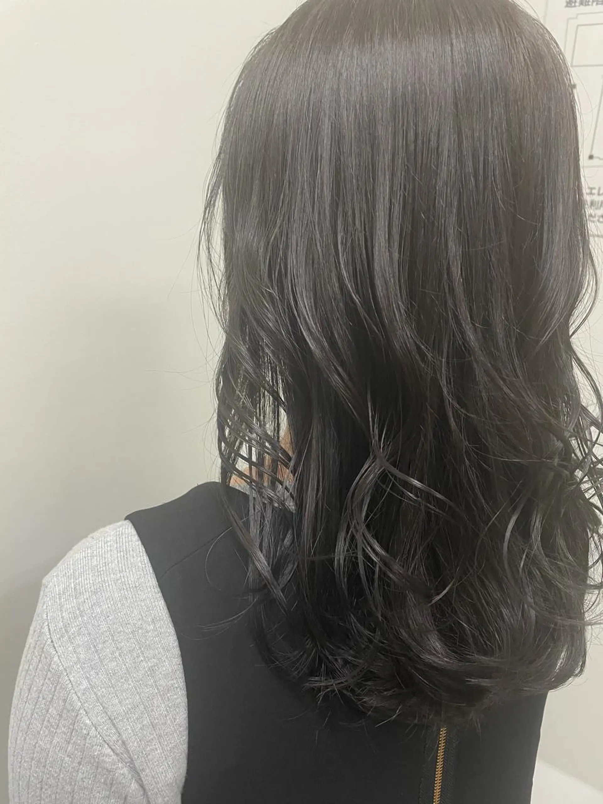 セミロング カラー 🍓 JURiA 🍓のヘアスタイル