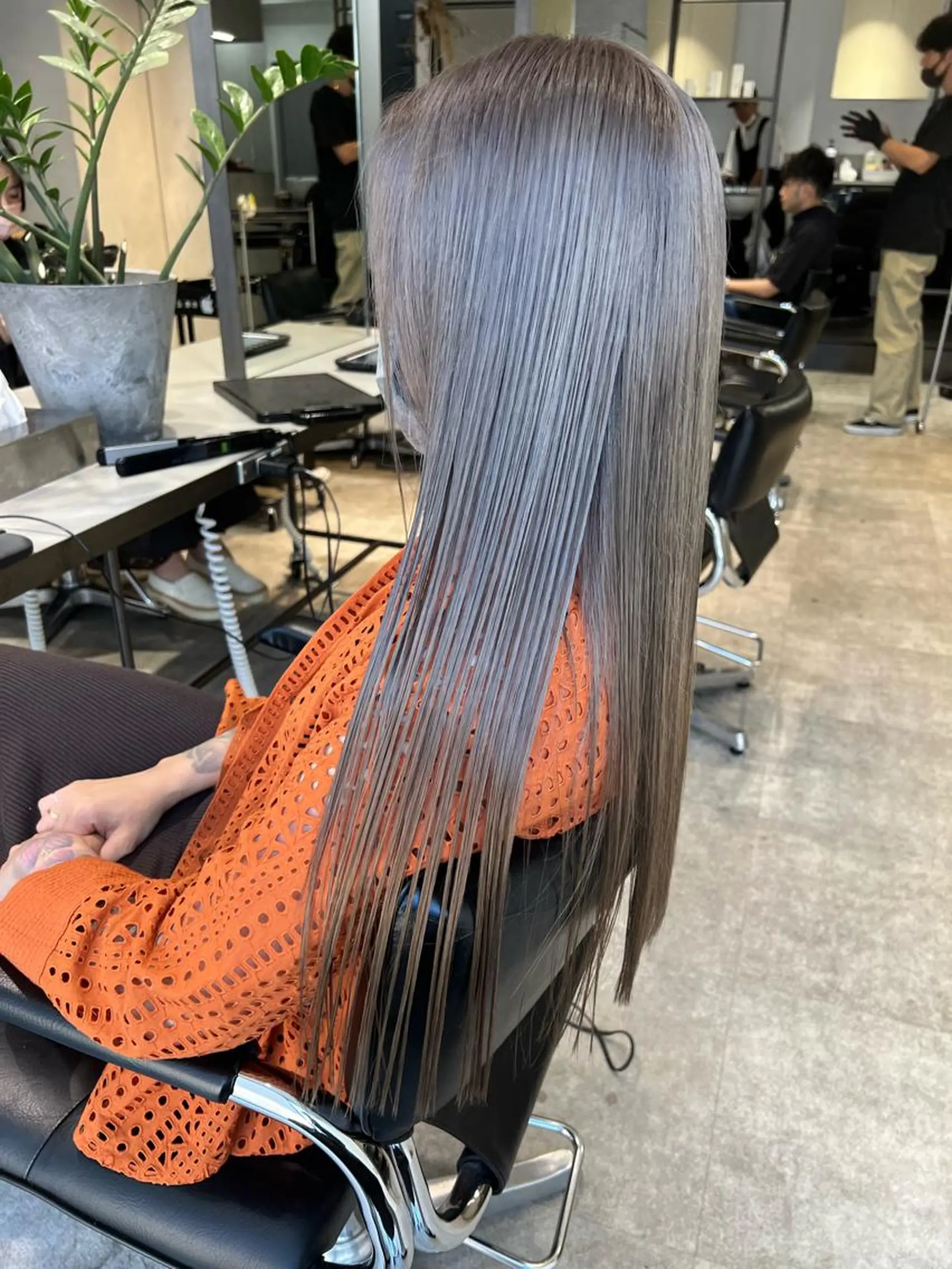 ロング カラー nishido ハイライト/海外ヘアのヘアスタイル