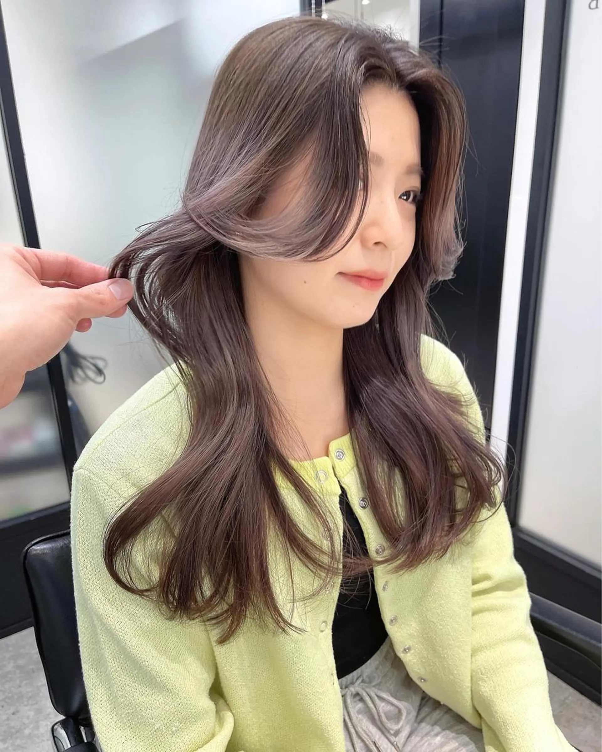ロング カット ヘアカラー トリートメント 韓国レイヤーカット 髪質改善▫️水野有真のヘアスタイル