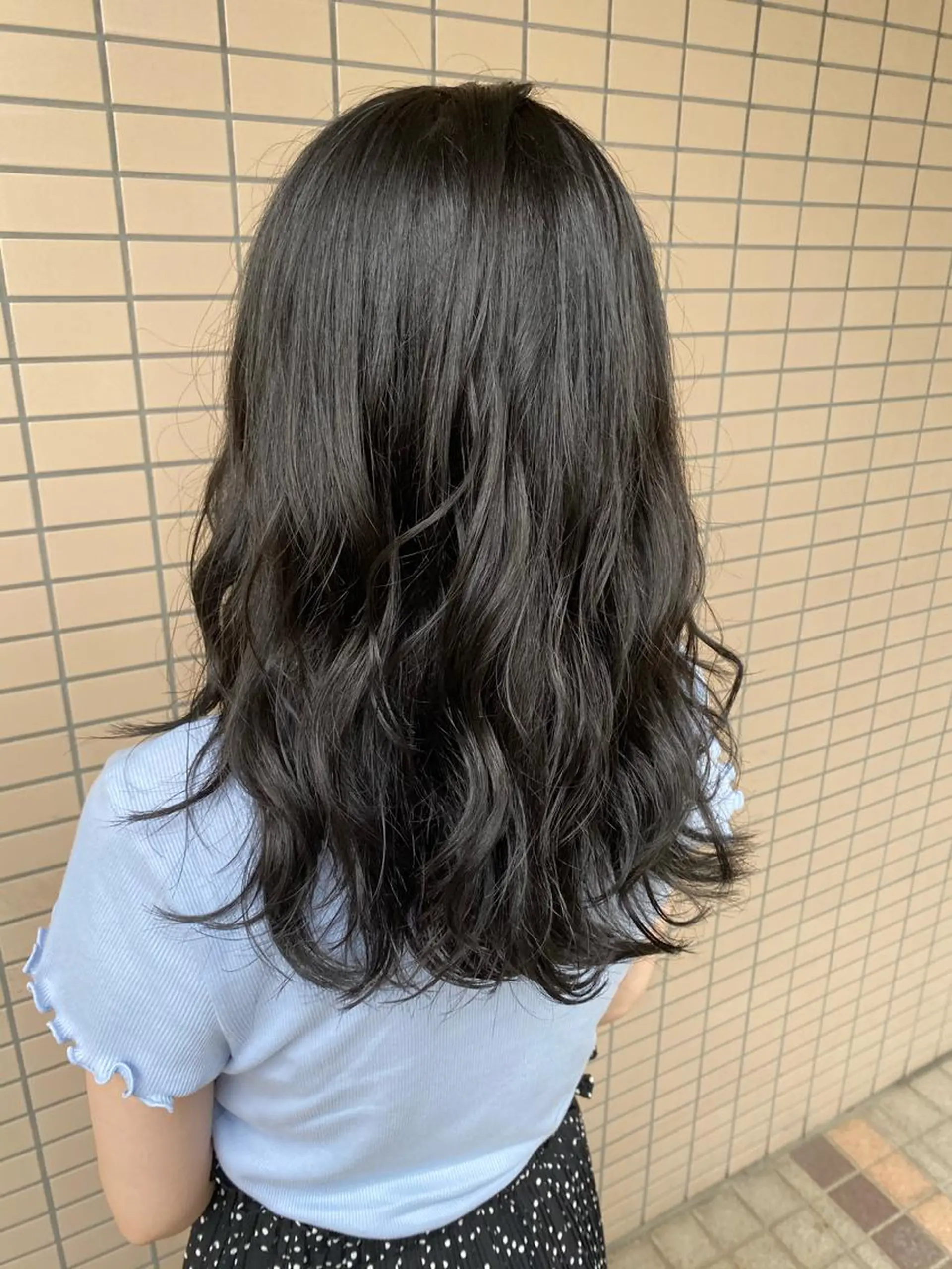 セミロング カラー ブリーチ グレージュ ブリーチなしカラー 赤み消し韓国ヘア レイヤー縮毛🤍渡邉のヘアスタイル