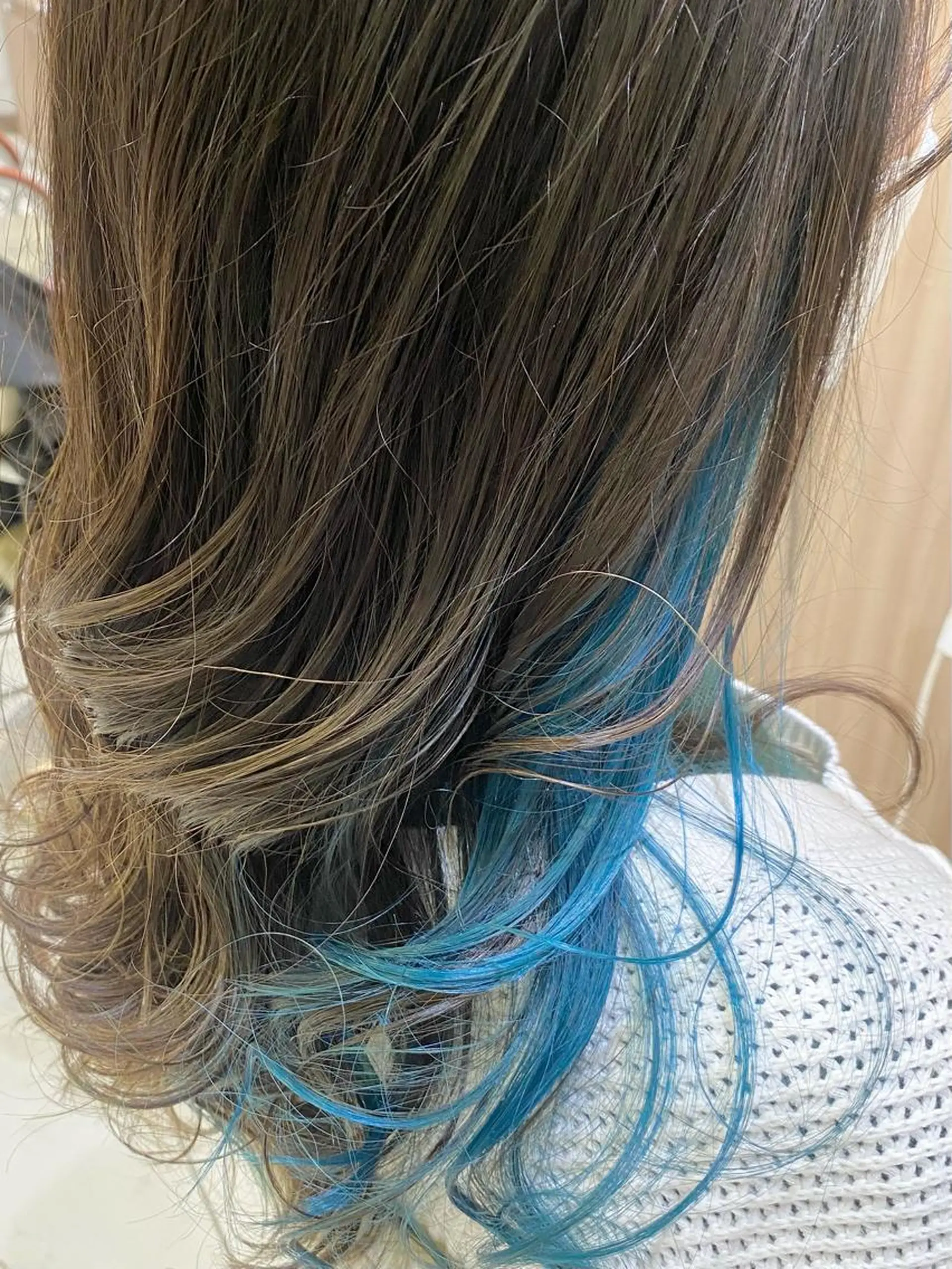 ロング カラー 古川 琴美のヘアスタイル