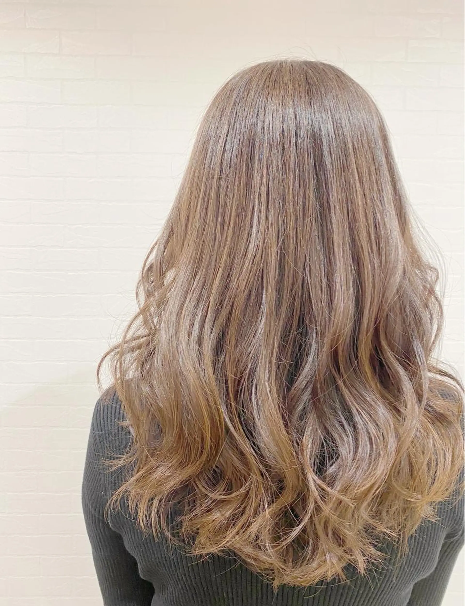 カラー GRANLUSSO 〜グランルッソ駅前店所属・木口 嘉美のヘアスタイル