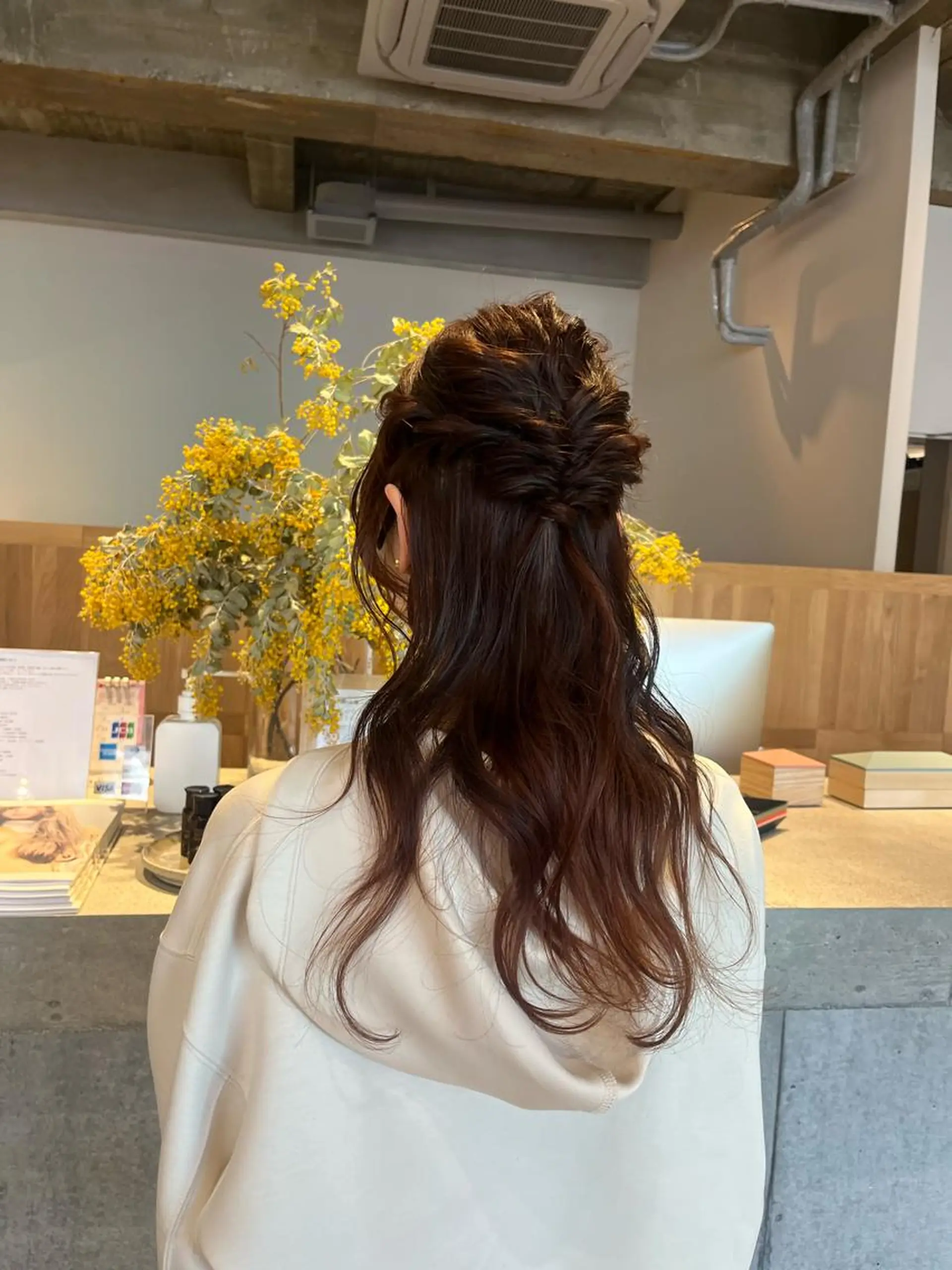 ロング 藤井 美歩/赤髪のヘアスタイル