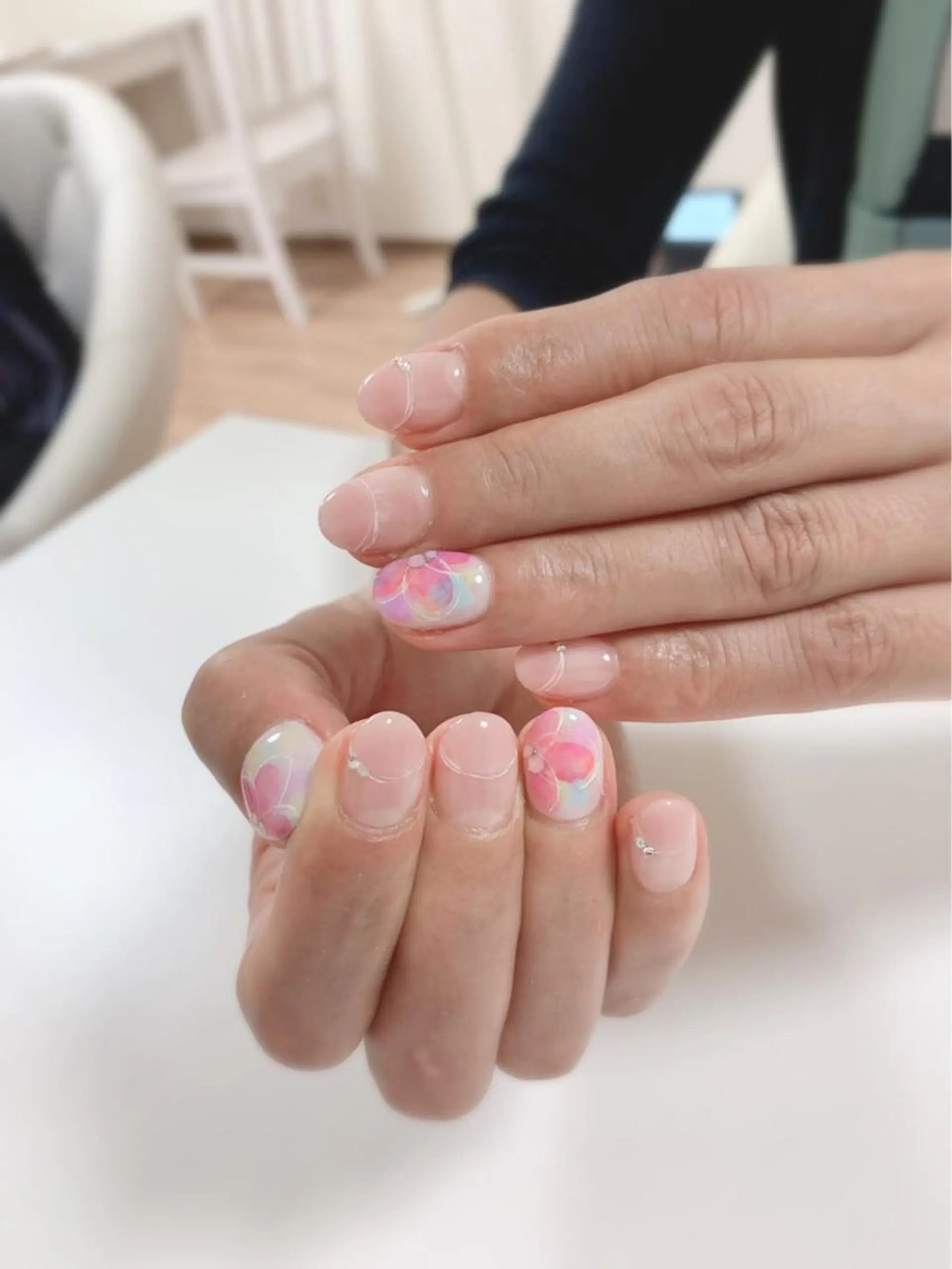 ネイル アートネイル 長さ出し フットネイル グリーン ニュアンスネイル Lily Roseスタッフ一同のマツエク・マツパデザイン