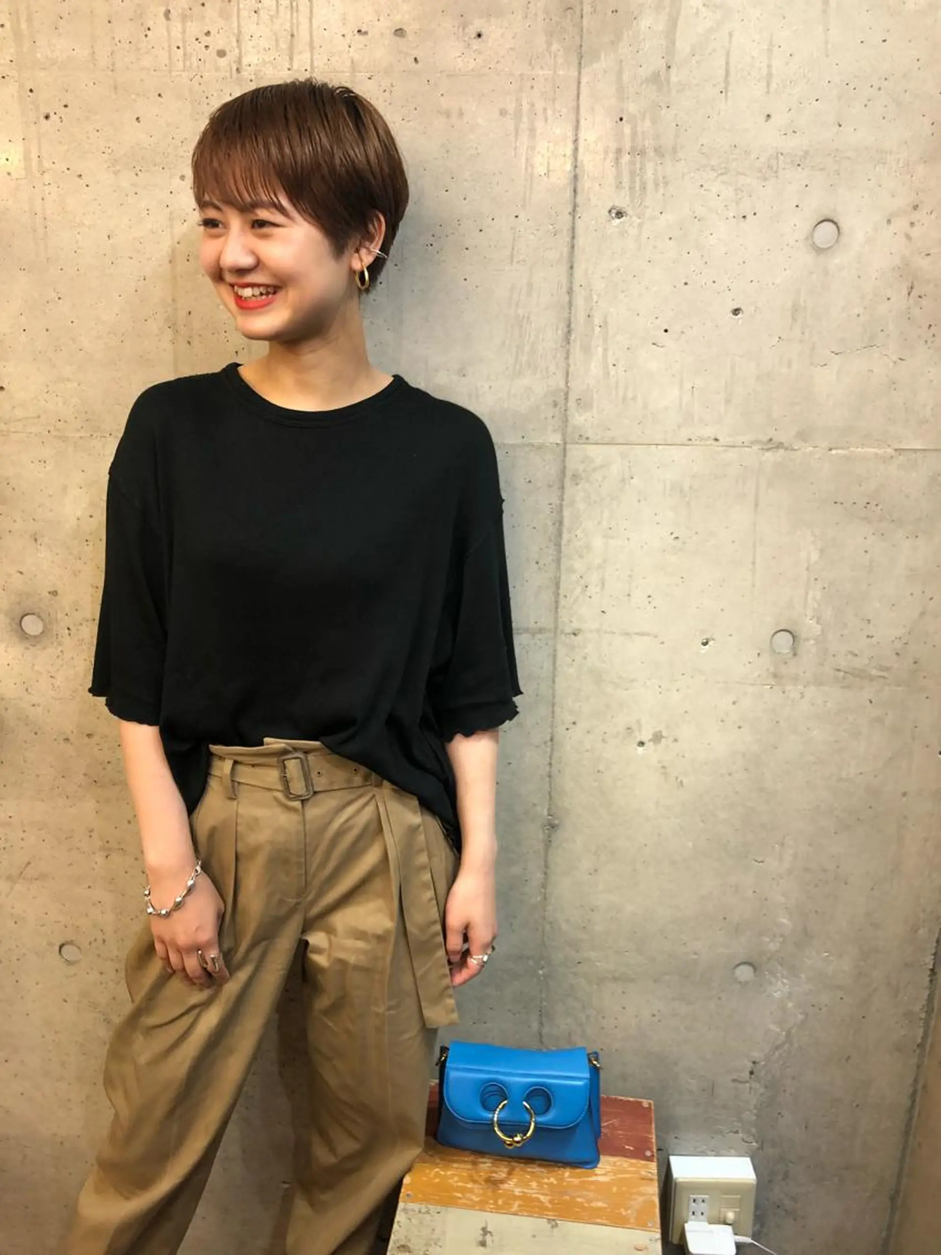 ショート カラー ベージュカラー ブラウンカラー ブラウンベージュ ショートヘア カット ヘアカラー トリートメント ヘアセット センスをお届けします 大谷将生INFPのヘアスタイル