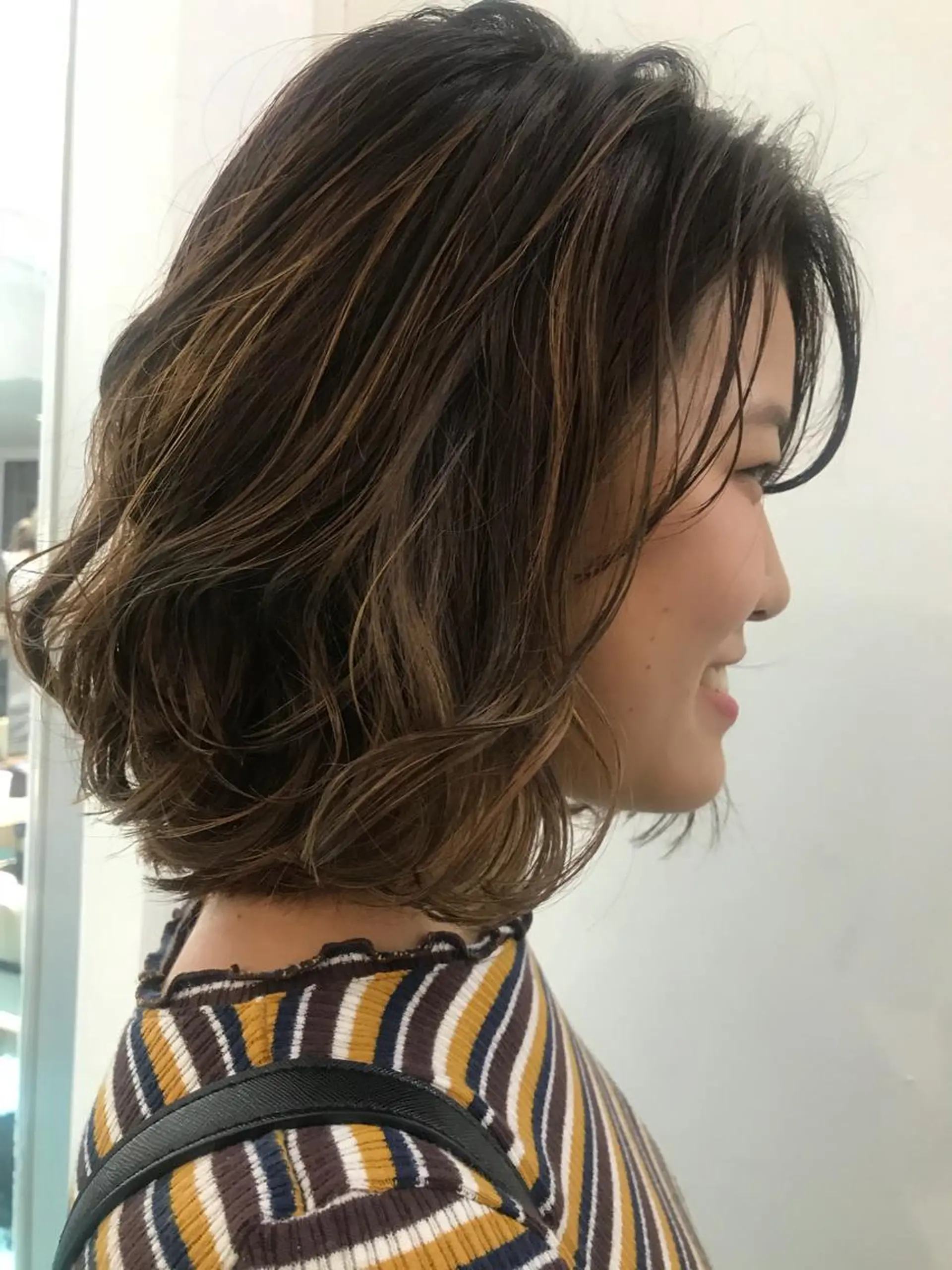 カラー ブロンド デザインカラー ハイライトカラー pole/apartment所属・💓パーマ，💗 レイヤーカットのヘアスタイル