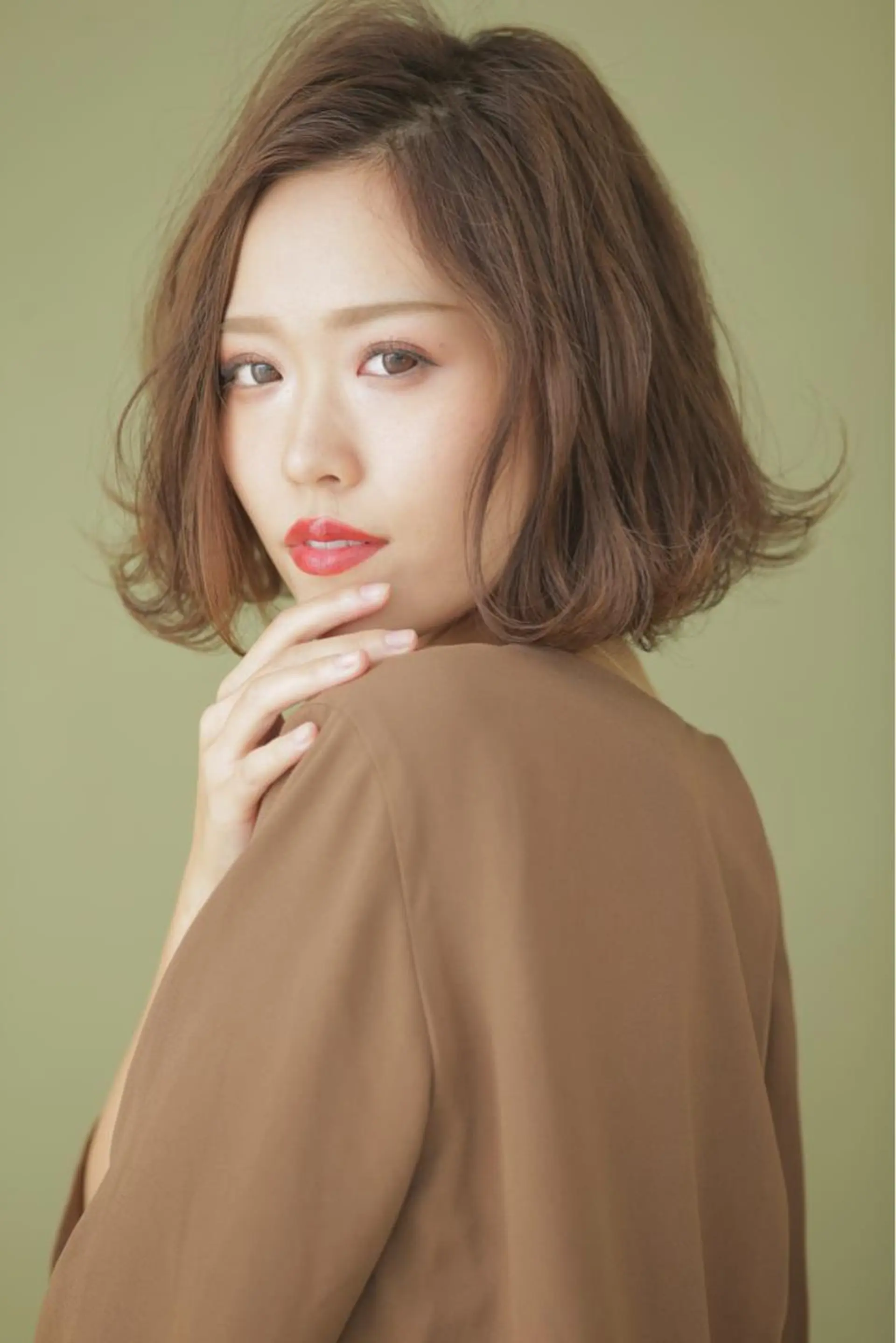 セミロング カラー ブラウンカラー Lee 甲子園のヘアスタイル