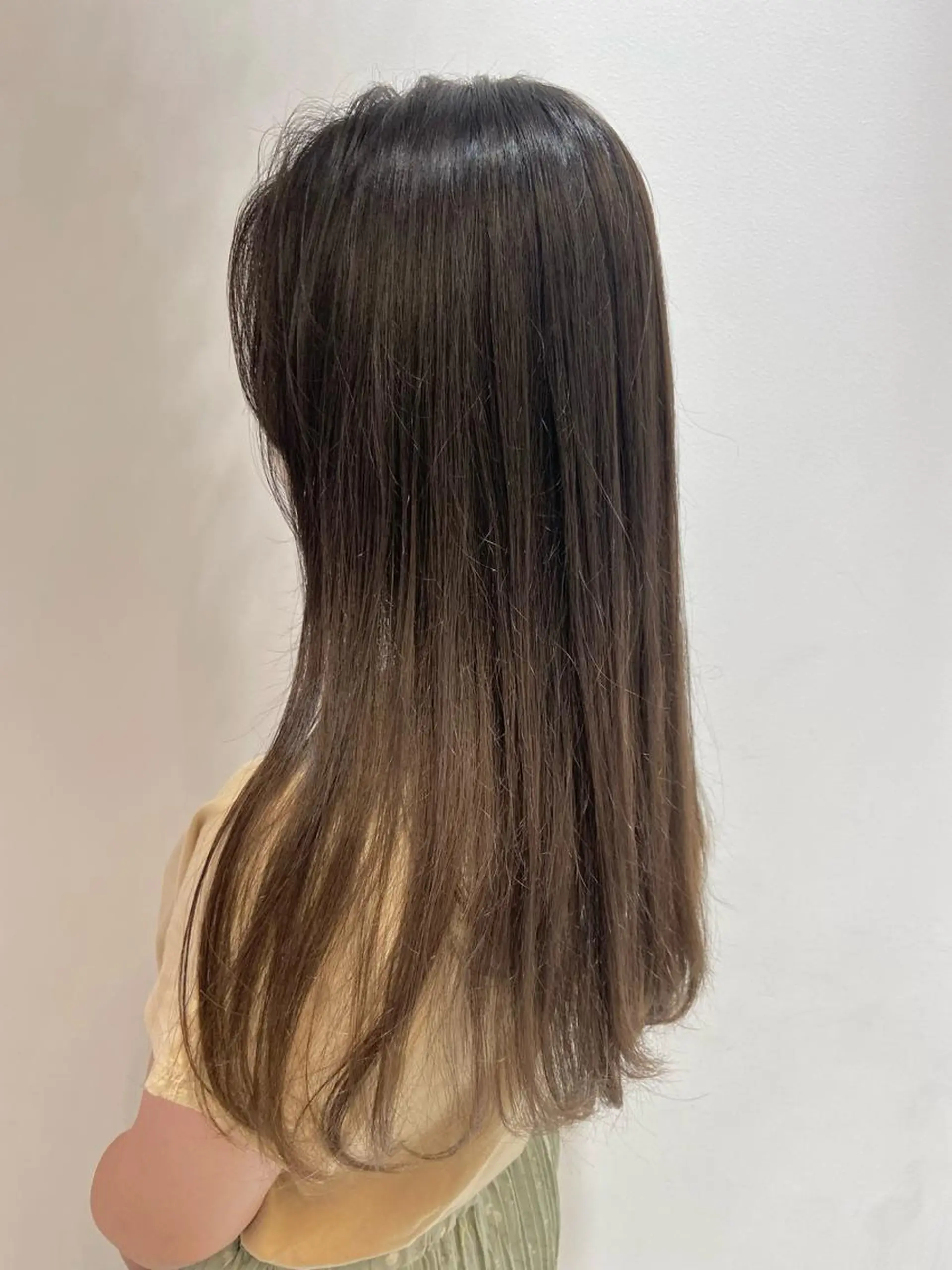 ロング カラー 🐺ウルフ/レイヤー 似合わせ‎🤍沙羅のヘアスタイル