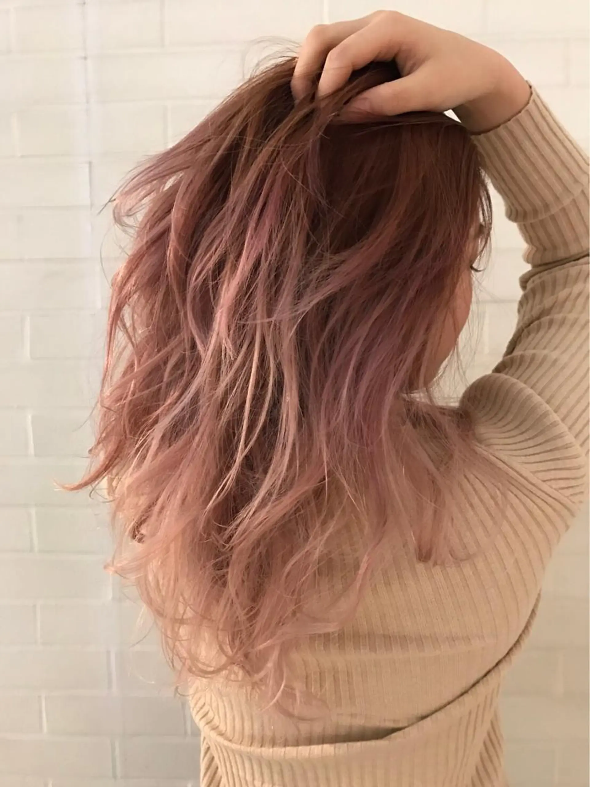 セミロング カラー ブリーチ グラデーションカラー ピンクカラー sakoda shunkiのヘアスタイル