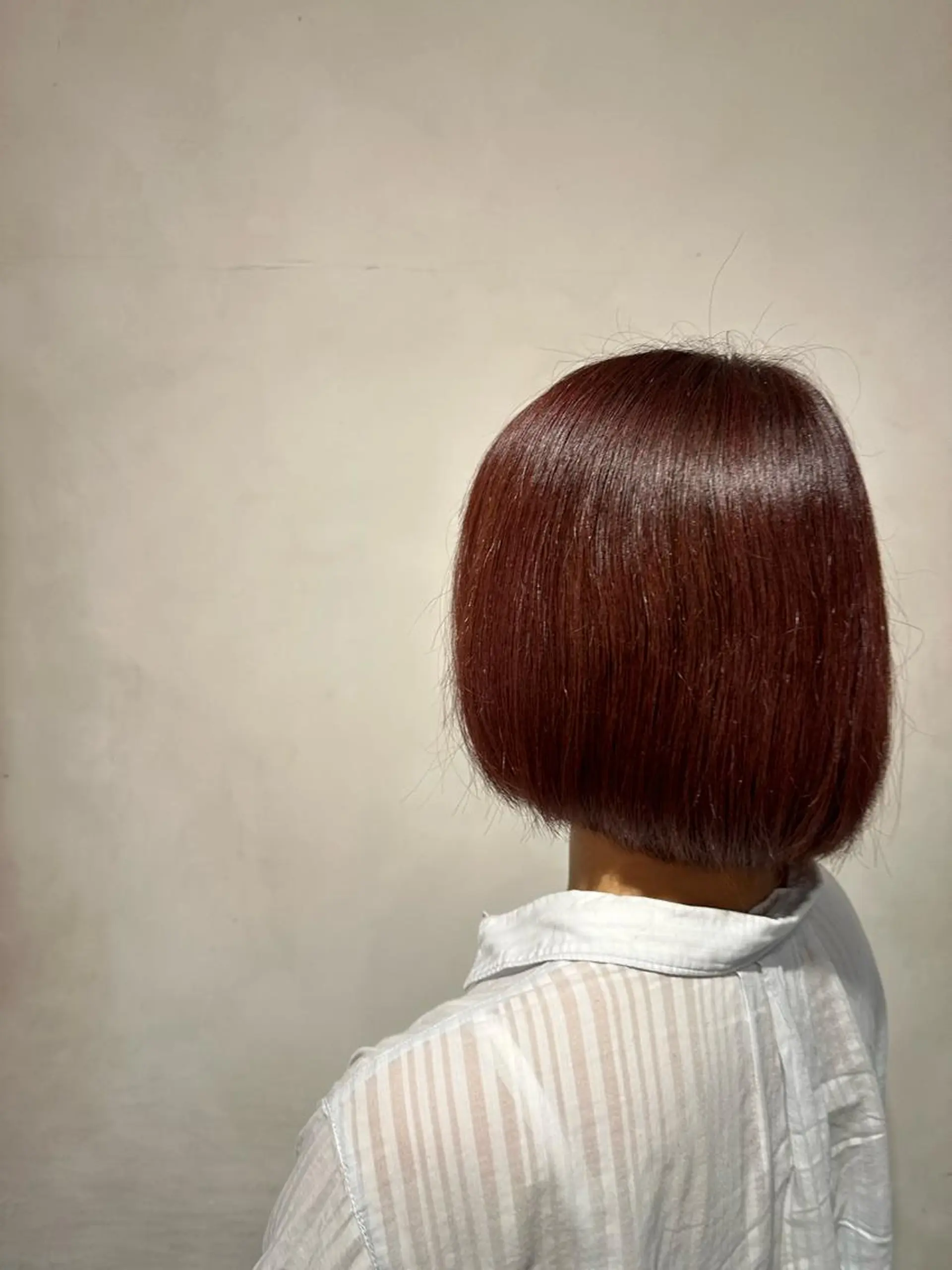 ショート カラー ブラウンカラー ピンクカラー ピンクブラウン カット ヘアカラー トリートメント 髪質改善 すずきひじりのヘアスタイル