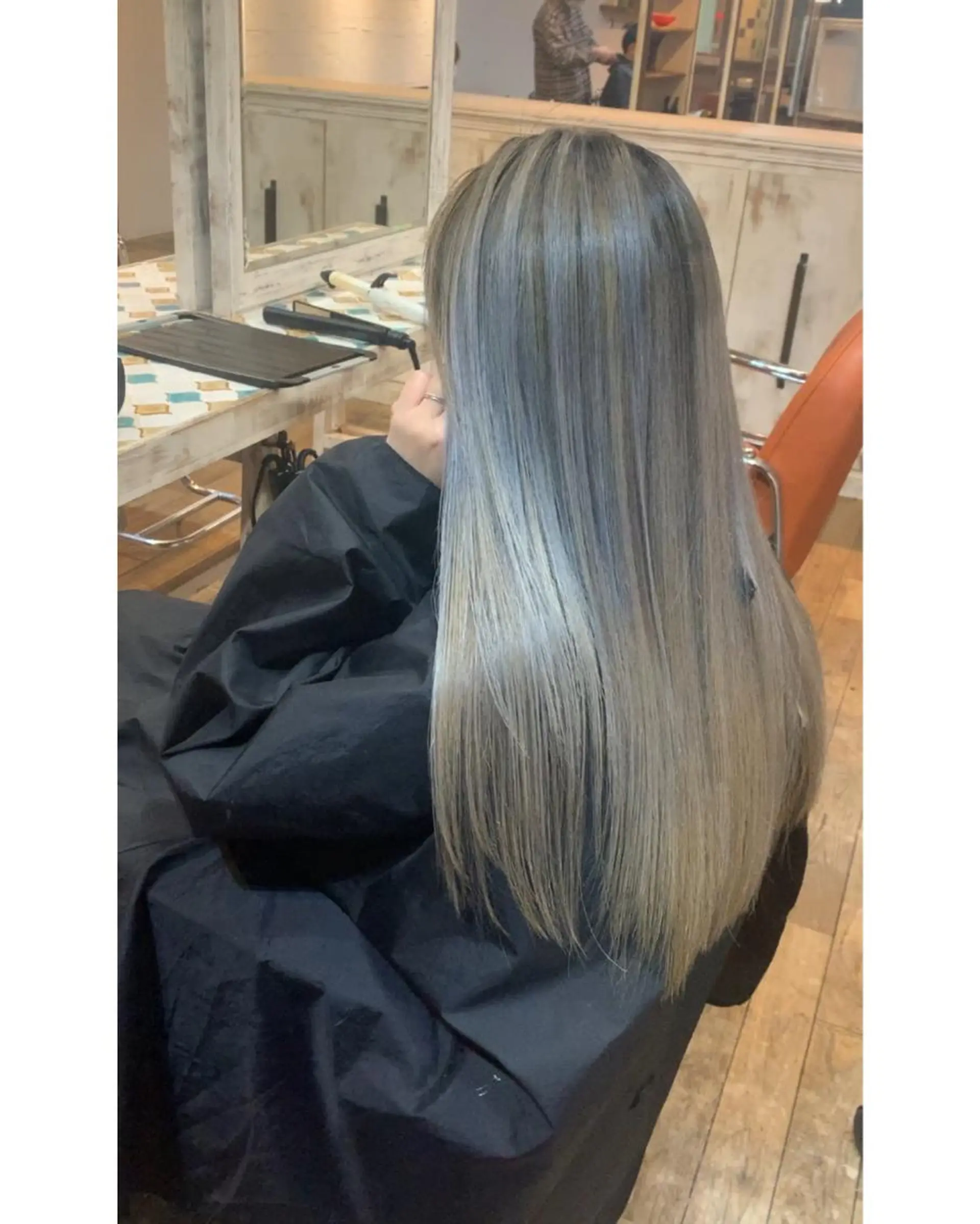 カラー バレイヤージュ ハイライトカラー Beyond（kitaro）所属・石井辰功也 フリーランス美容師のヘアスタイル