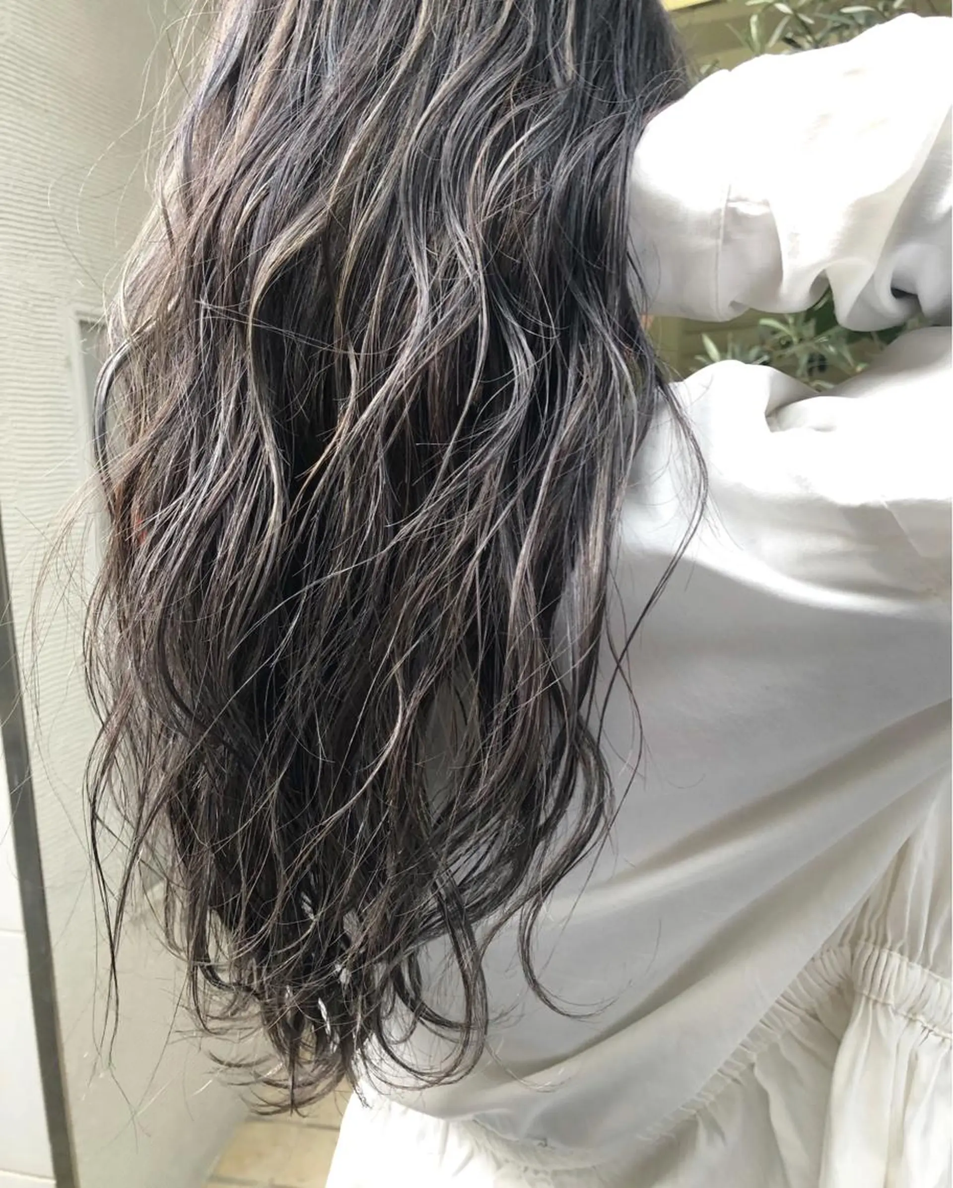 ロング カラー ハイライトカラー ハイライト ヘアカラー トリートメント Tao所属・藤川 大智のヘアスタイル