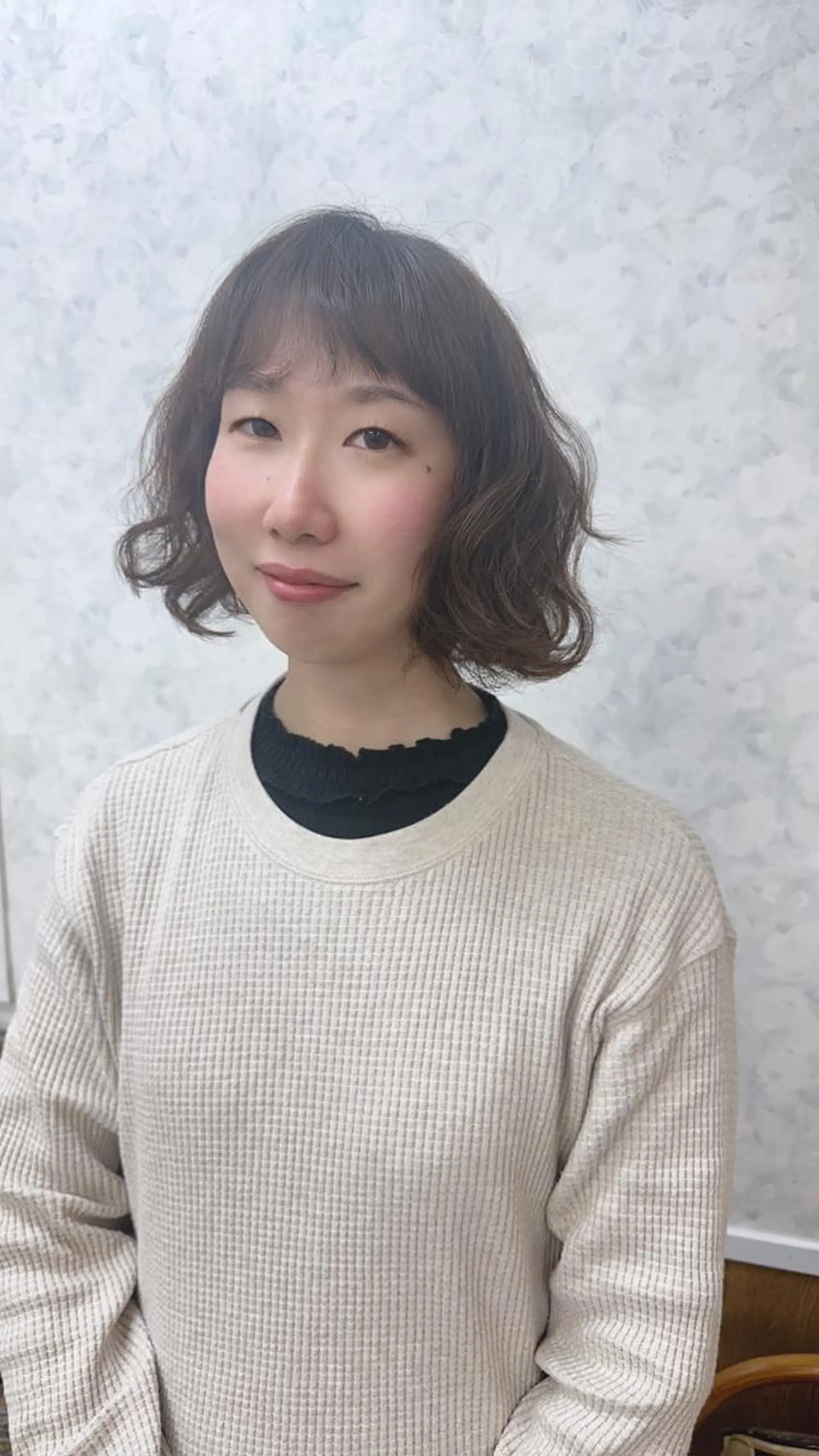 ミディアム パーマ 髪質改善のプロ✨りな さんのヘアスタイル