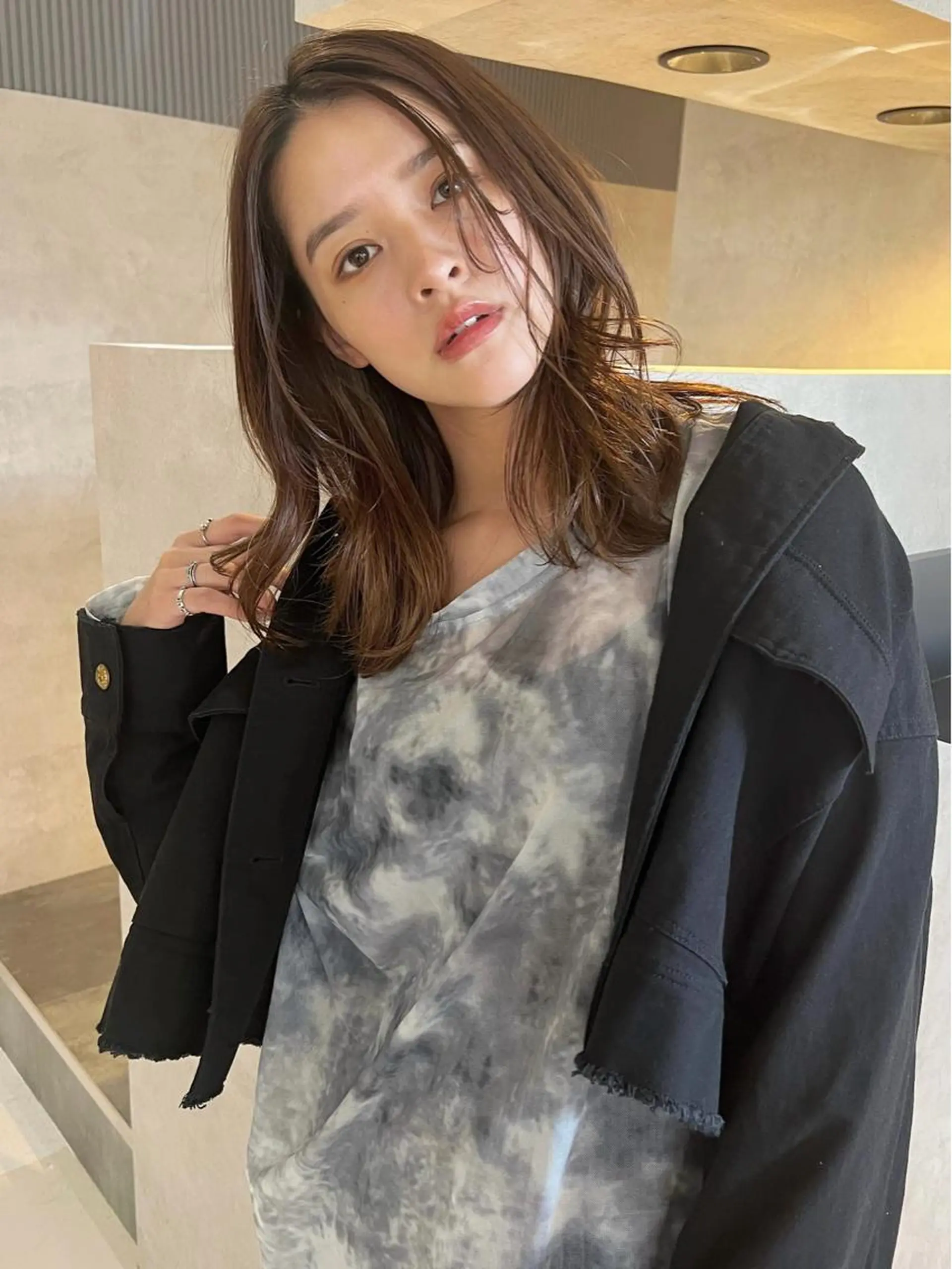 セミロング レイヤーカット カット ヘアカラー トリートメント 菅原リキヤ くびれレイヤーヘアのヘアスタイル