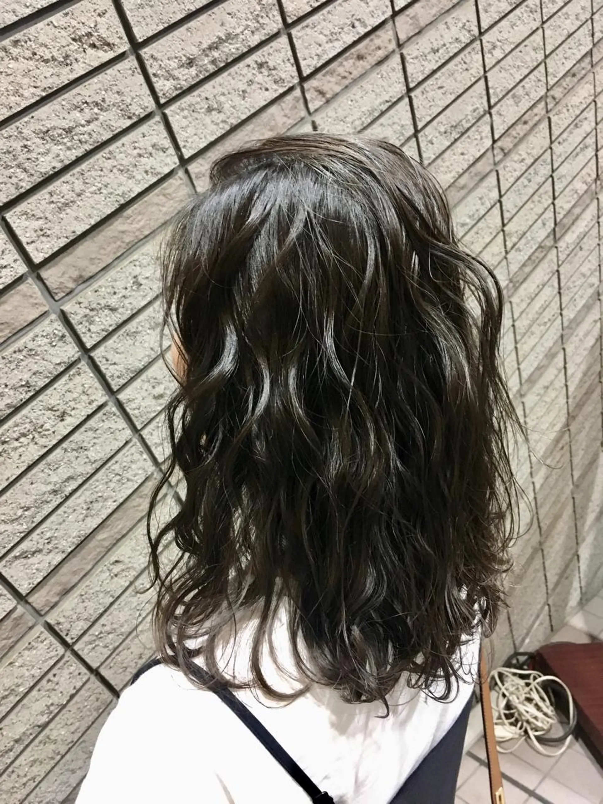 ミディアム カラー グレージュ イルミナカラー 縮毛矯正 N° jillva ♦️川端裕司♦️のヘアスタイル