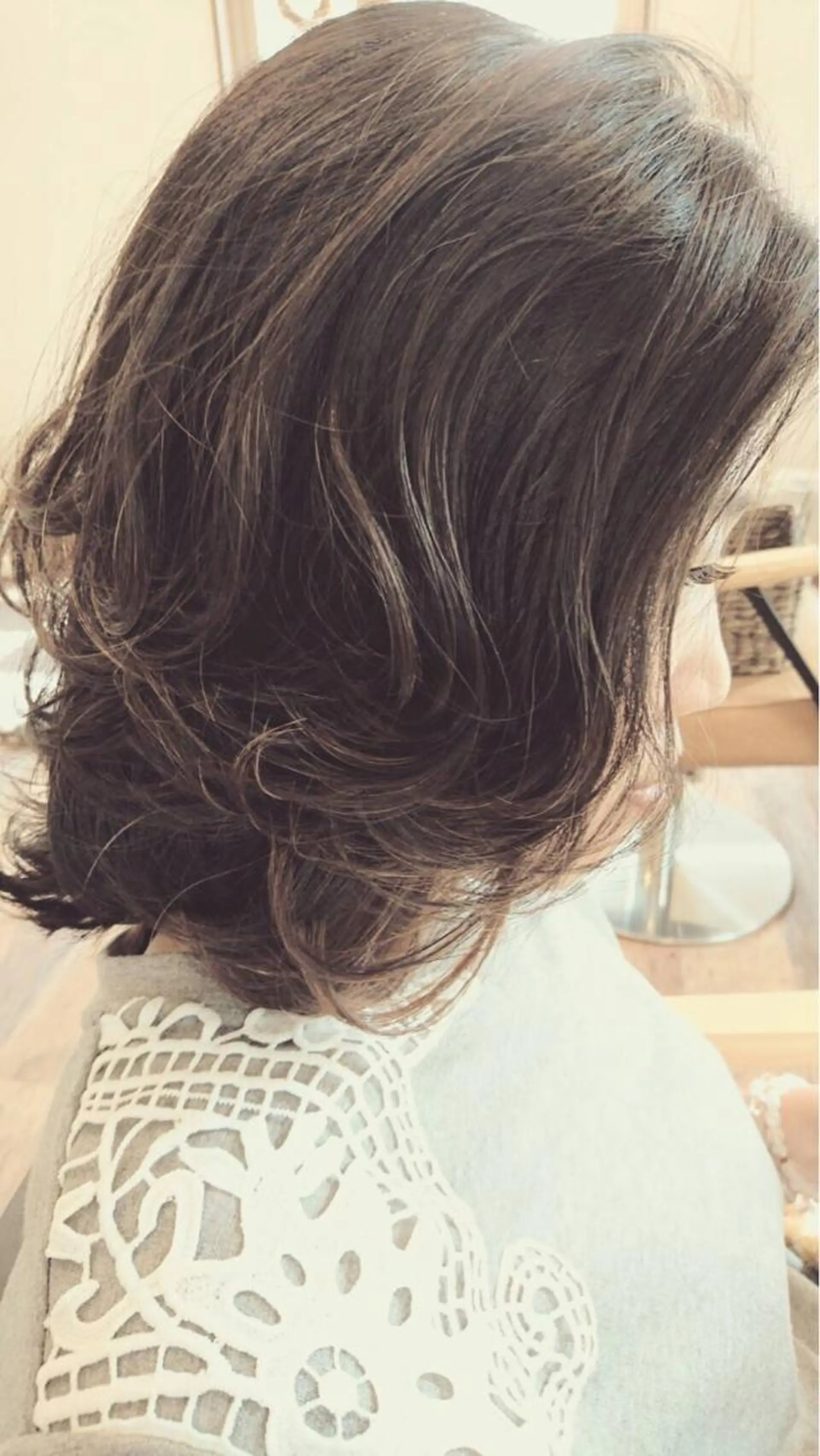 ミディアム レイヤーカット サロン・ド・ソワ所属・サロン ド ソワのヘアスタイル