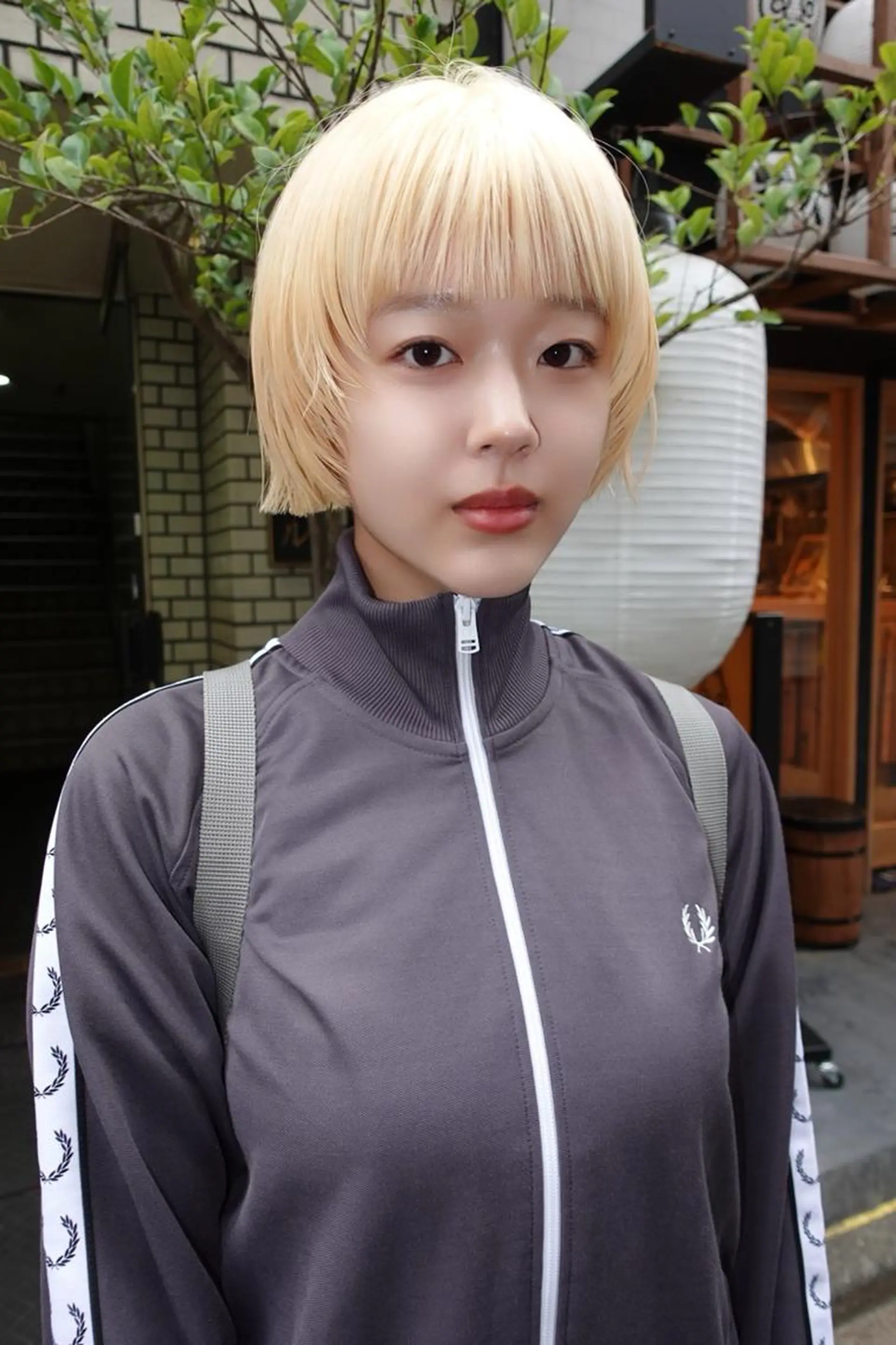 ショート カラー nelke/レイヤー 立川/ブリーチのヘアスタイル