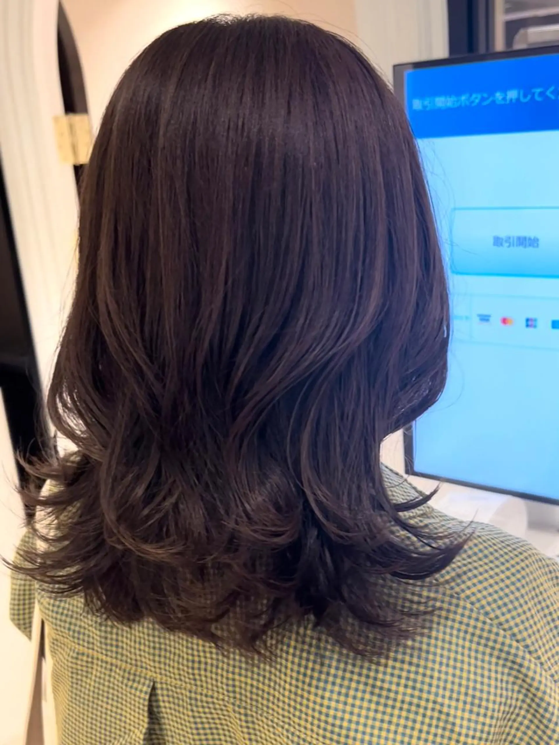 ミディアム カラー ベージュカラー ブラウンカラー くびれヘア 髪質改善 縮毛矯正 🧡くびれヘア/前髪 顔周り🧡久原結衣のヘアスタイル