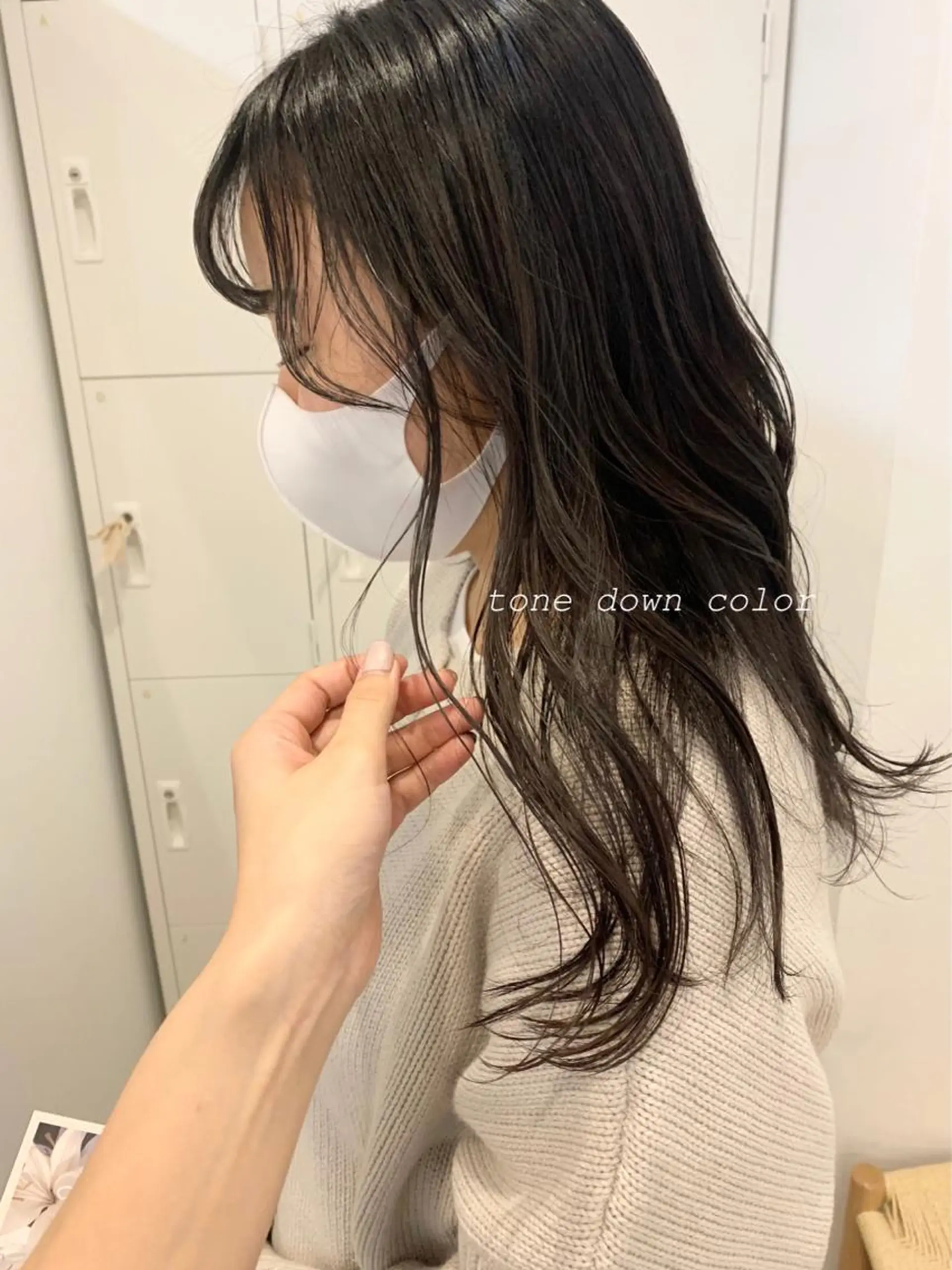 ロング カラー 佐藤 永夏のヘアスタイル