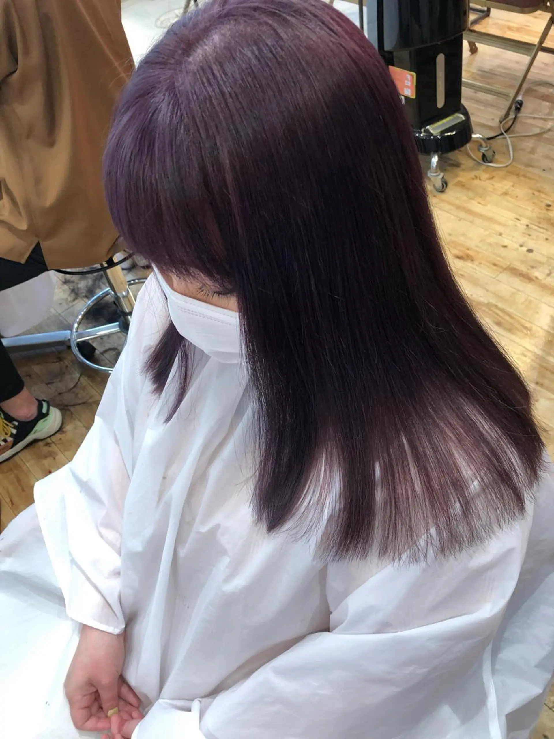 セミロング カラー ラベンダーカラー ピンクカラー ピンクラベンダー 古屋 花織のヘアスタイル