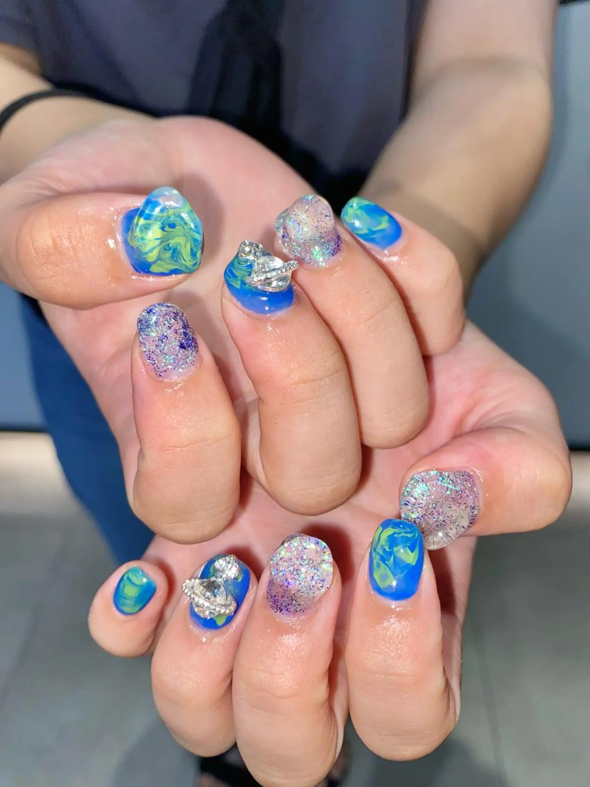 カラー ハンドネイル HARE &nail ☪️remiのヘアスタイル