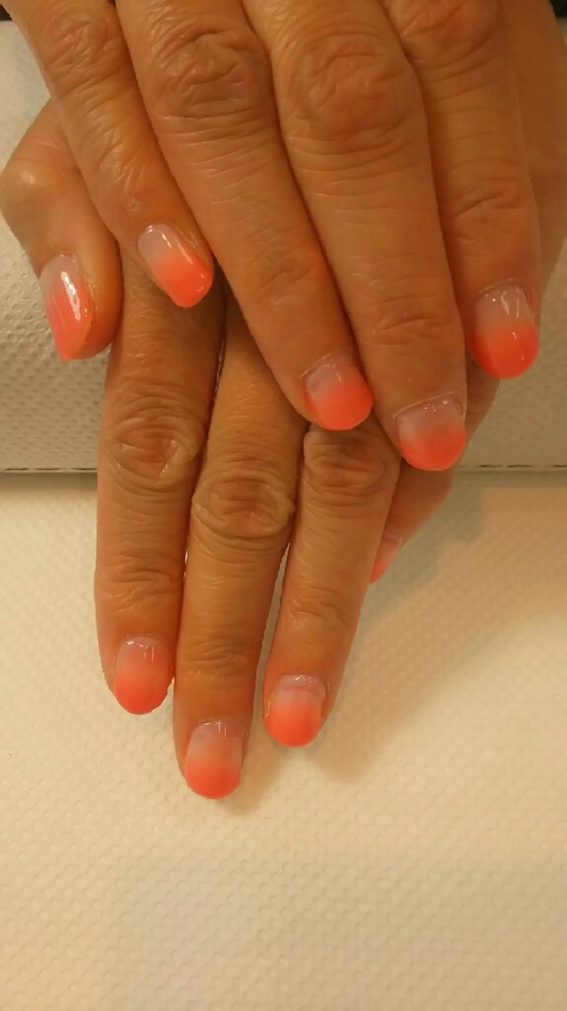 ネイル グラデーション オレンジ ネイルサロン ショコラのネイルデザイン