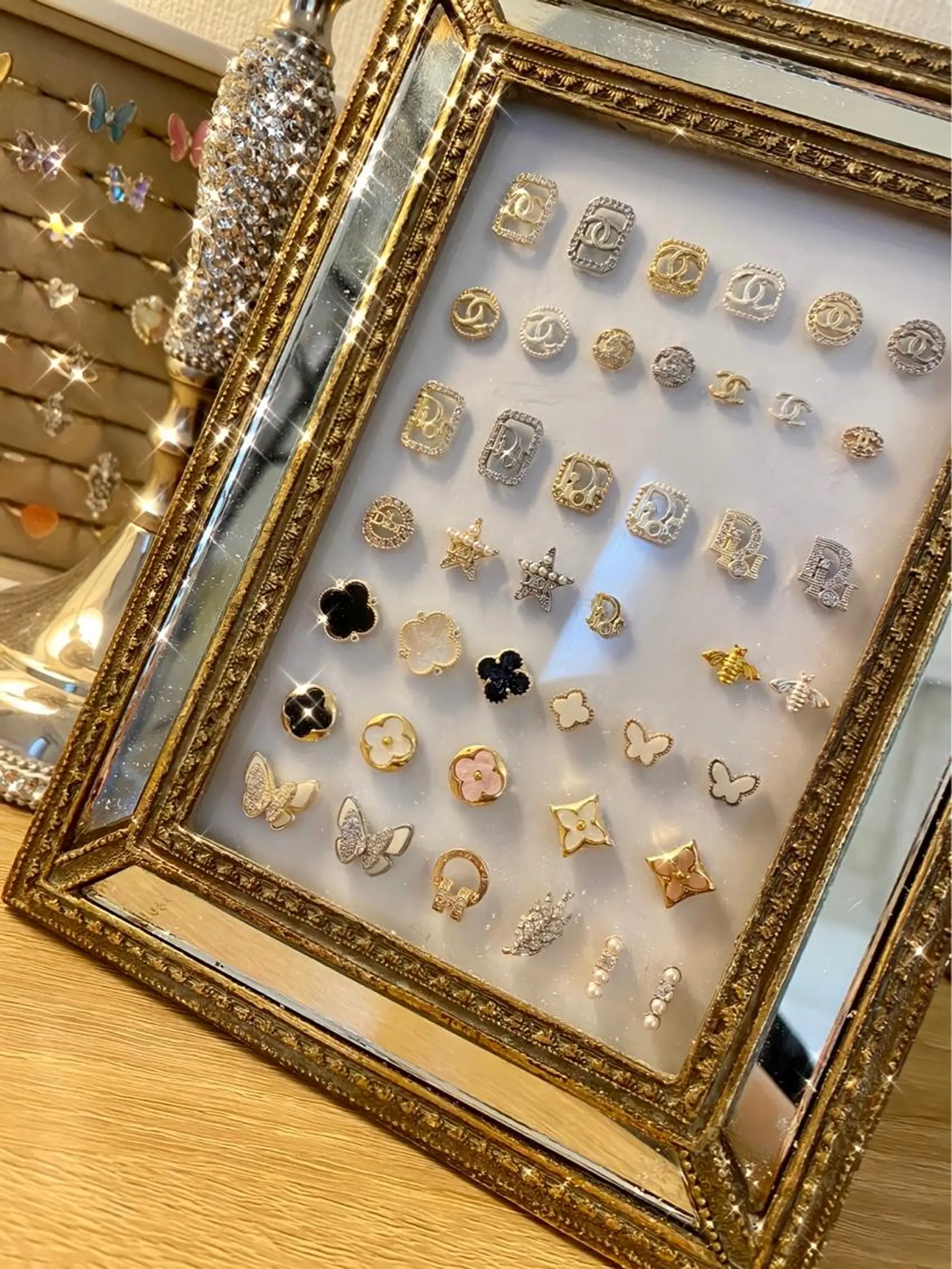 ネイル ちゅるんネイル🪄 耳ツボジュエリー🔗のネイルデザイン