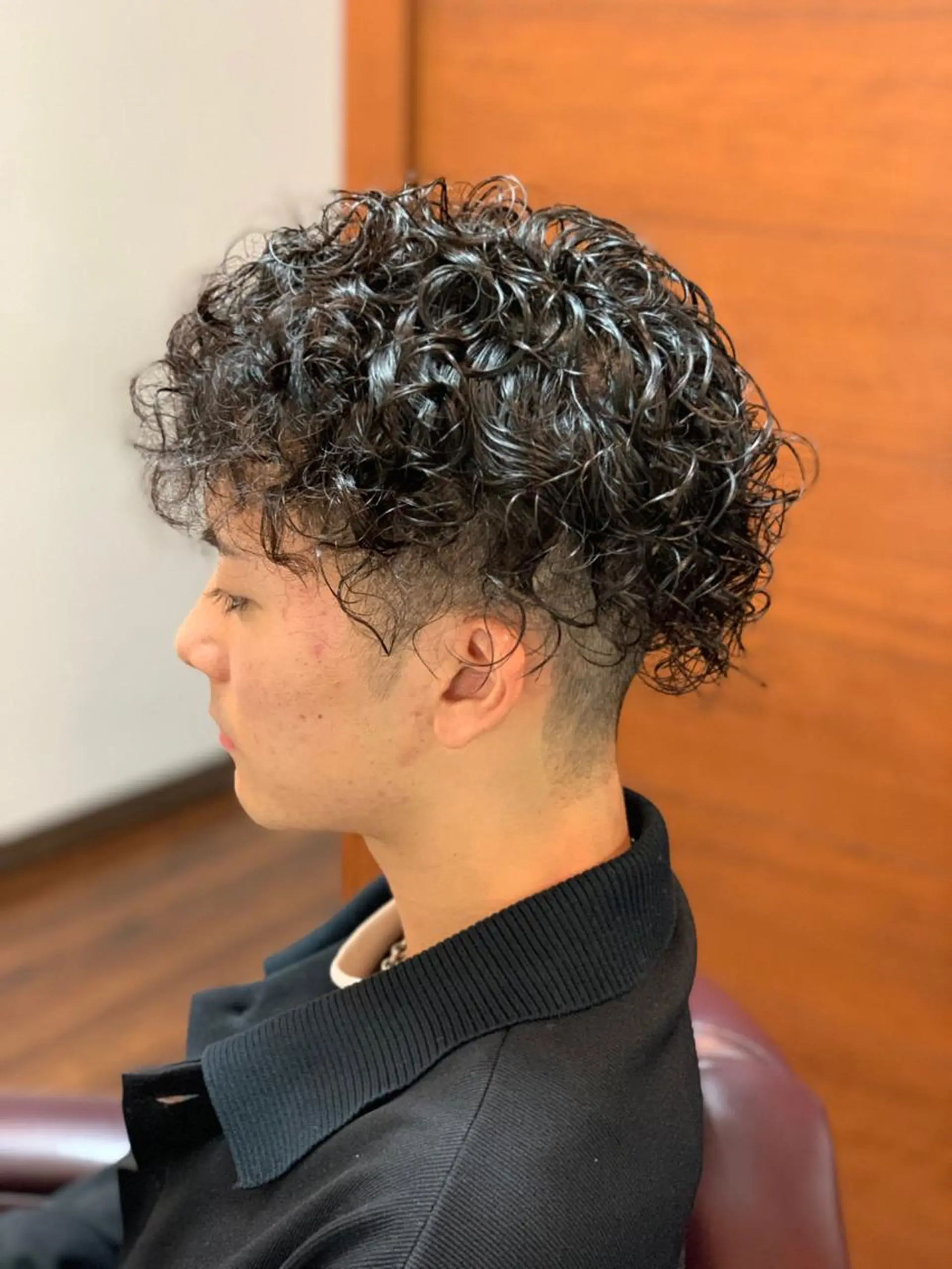 ミディアム パーマ メンズ 牧野 滉平のヘアスタイル