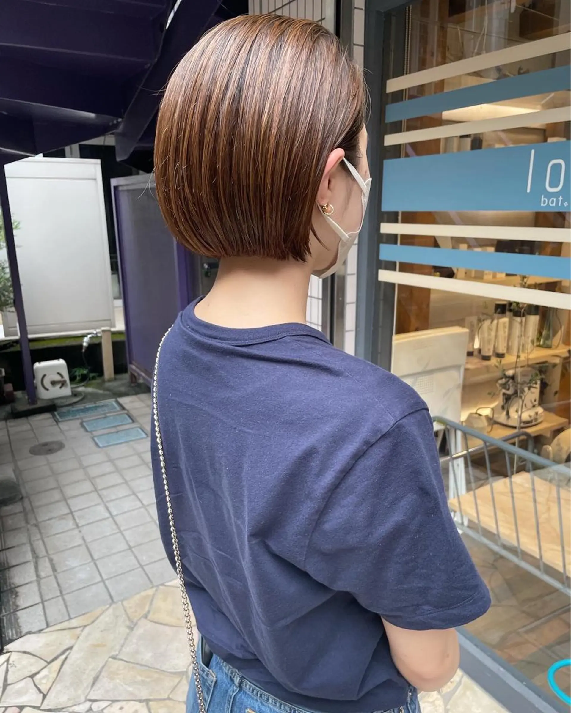 ショート カラー ボブ カット あずまぐち めぐみのヘアスタイル