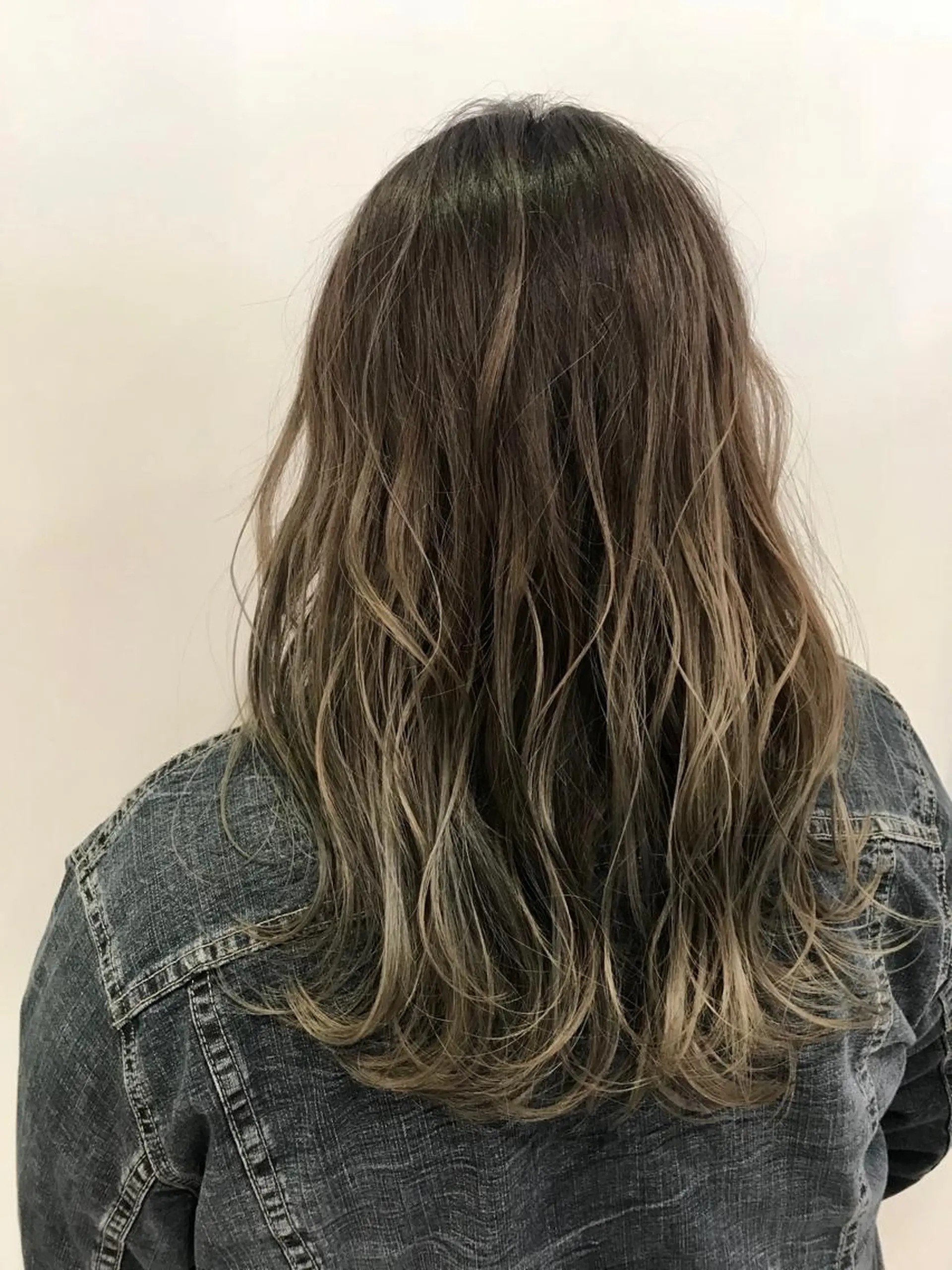 ロング カット ヘアカラー slow所属・名取 純平のヘアスタイル