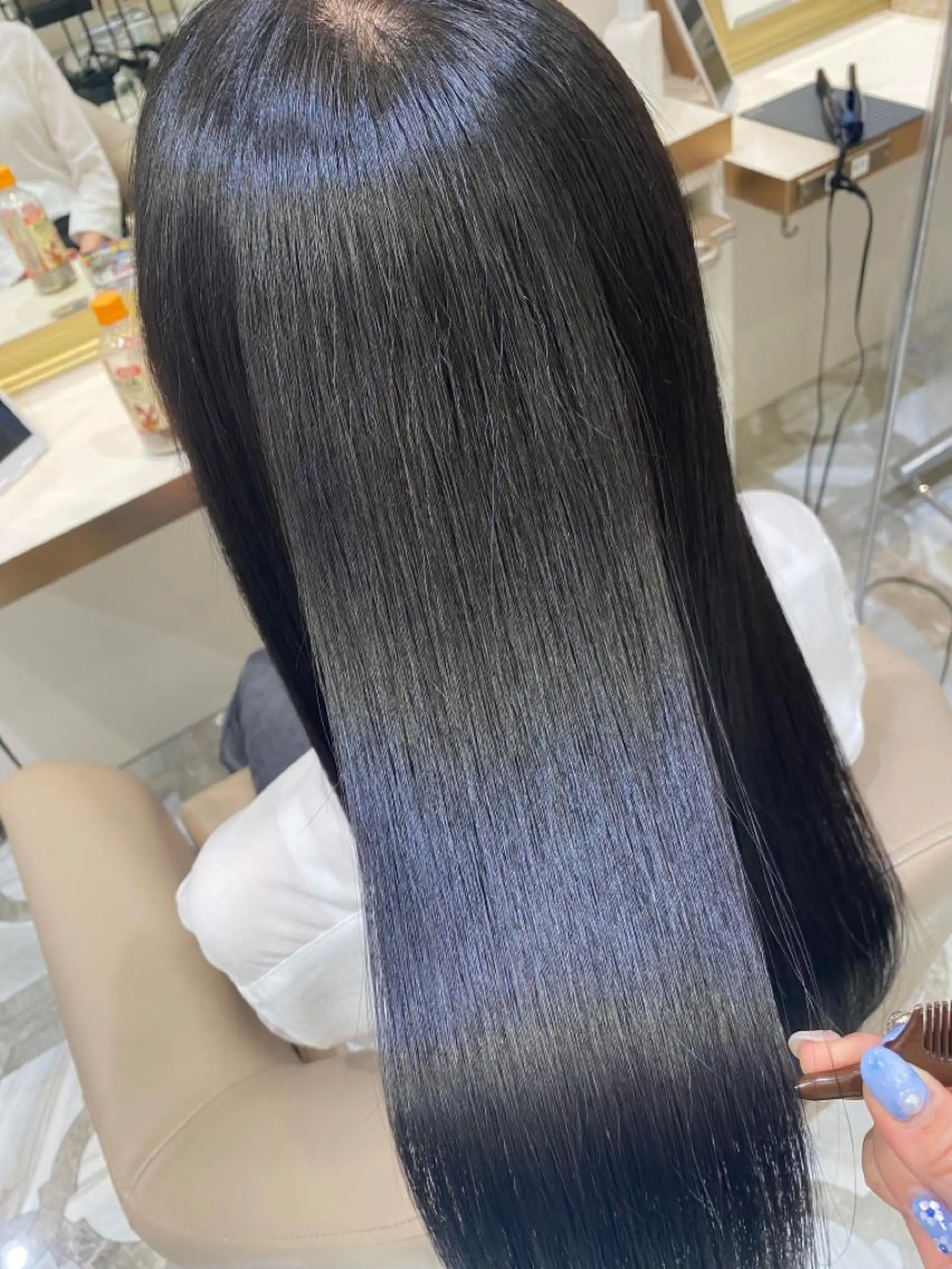 ロング カラー パーマ カット ヘアカラー 縮毛矯正 トリートメント 💙美髪救世主💙 関華蓮のヘアスタイル