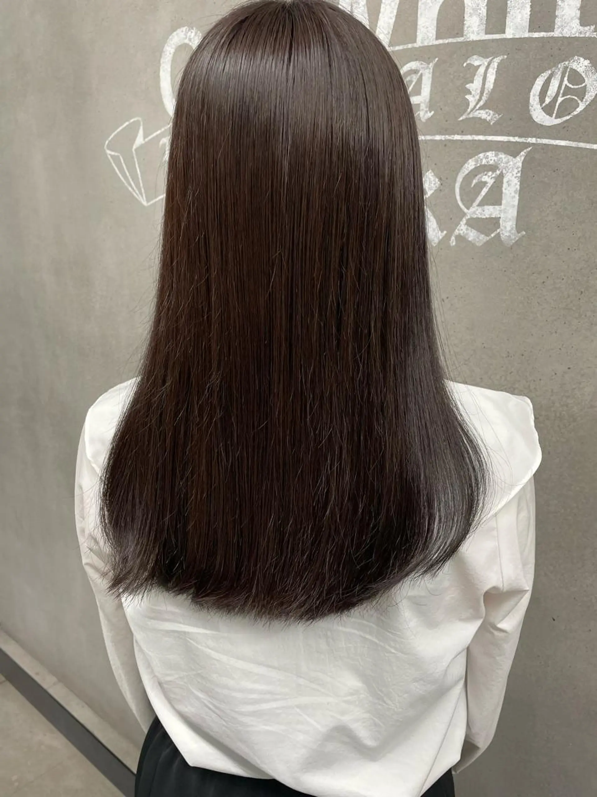 ロング Hui.所属・縮毛矯正・髪質改善 特化 出納 直起のヘアスタイル