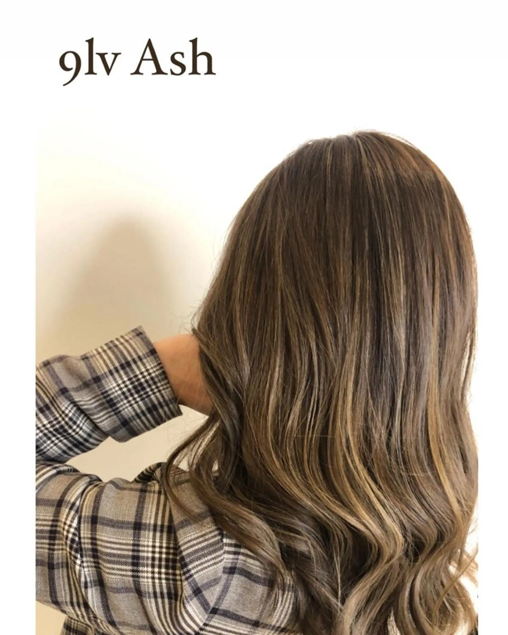 ミディアム カラー ハイライトカラー 外国人風カラー ハイライト -5歳大人ﾊｲﾗｲﾄ ✨津嘉山のヘアスタイル