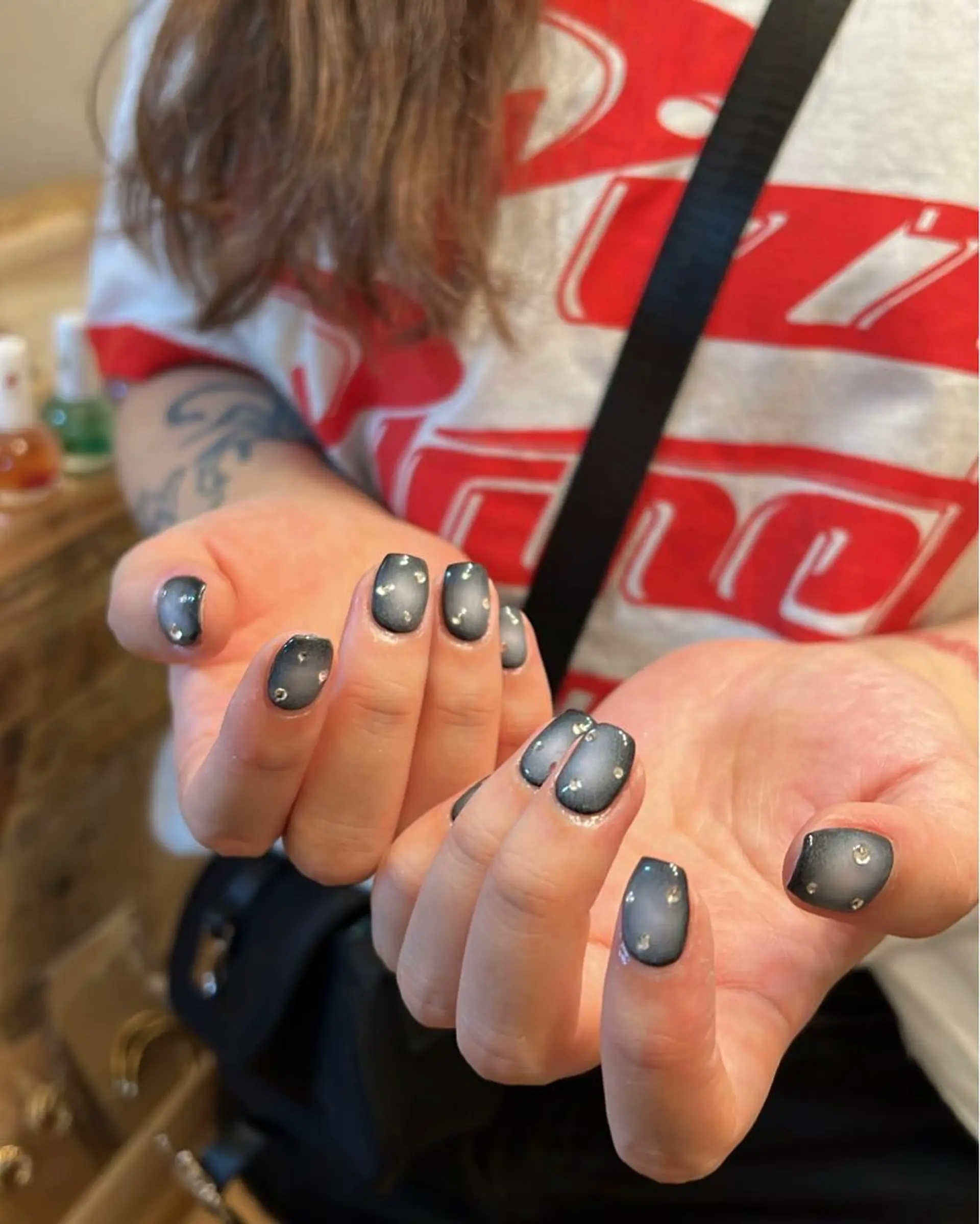 ネイル ハンドネイル フットネイル ハンドケア Nes.Nail所属・Miyagi Asamiのネイルデザイン