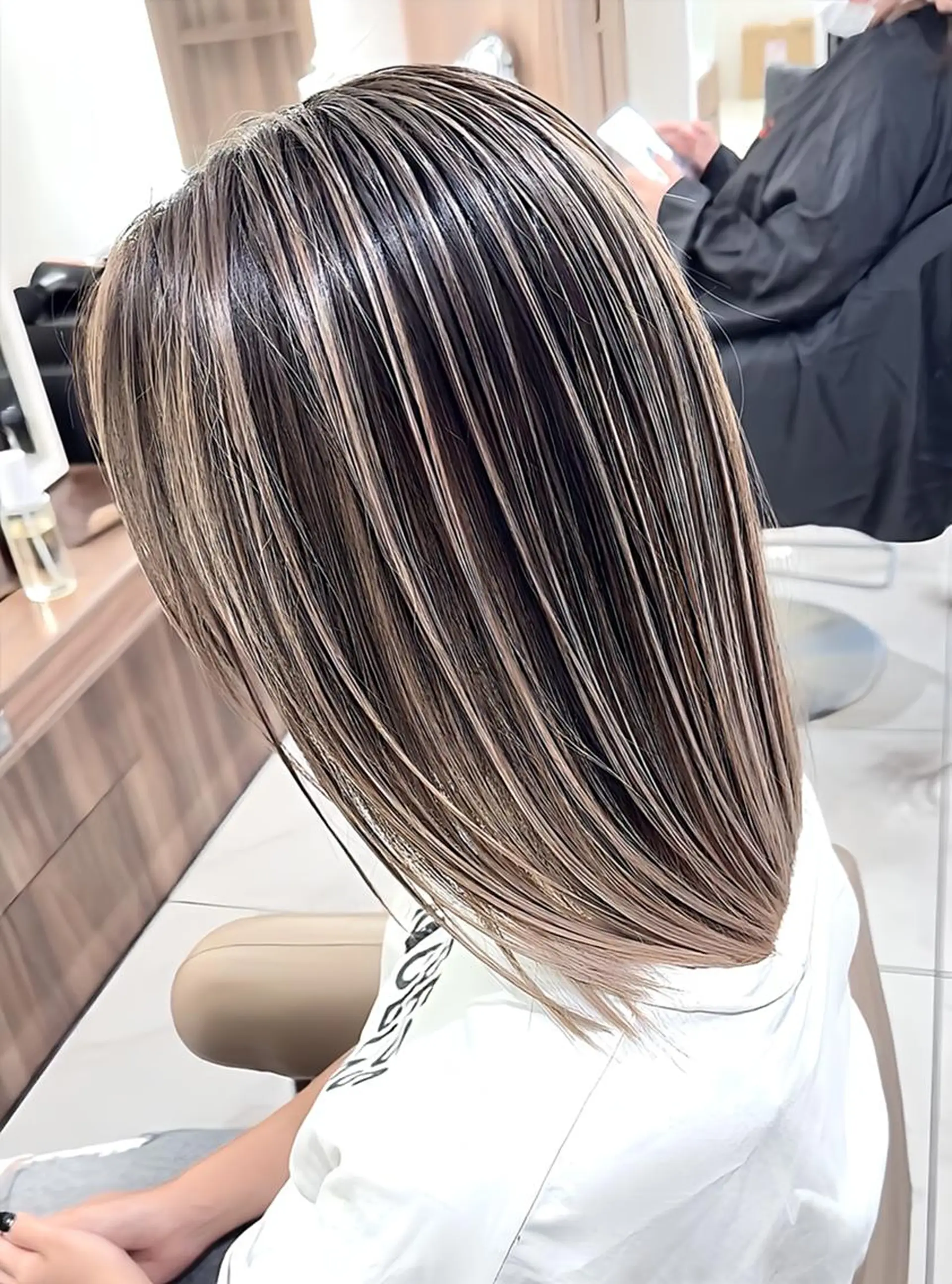 セミロング カラー バレイヤージュ 髪質改善 レイヤーカット ヘアカラー トリートメント 大宮/バレイヤージュ 髪質改善/澤田隆誠のヘアスタイル