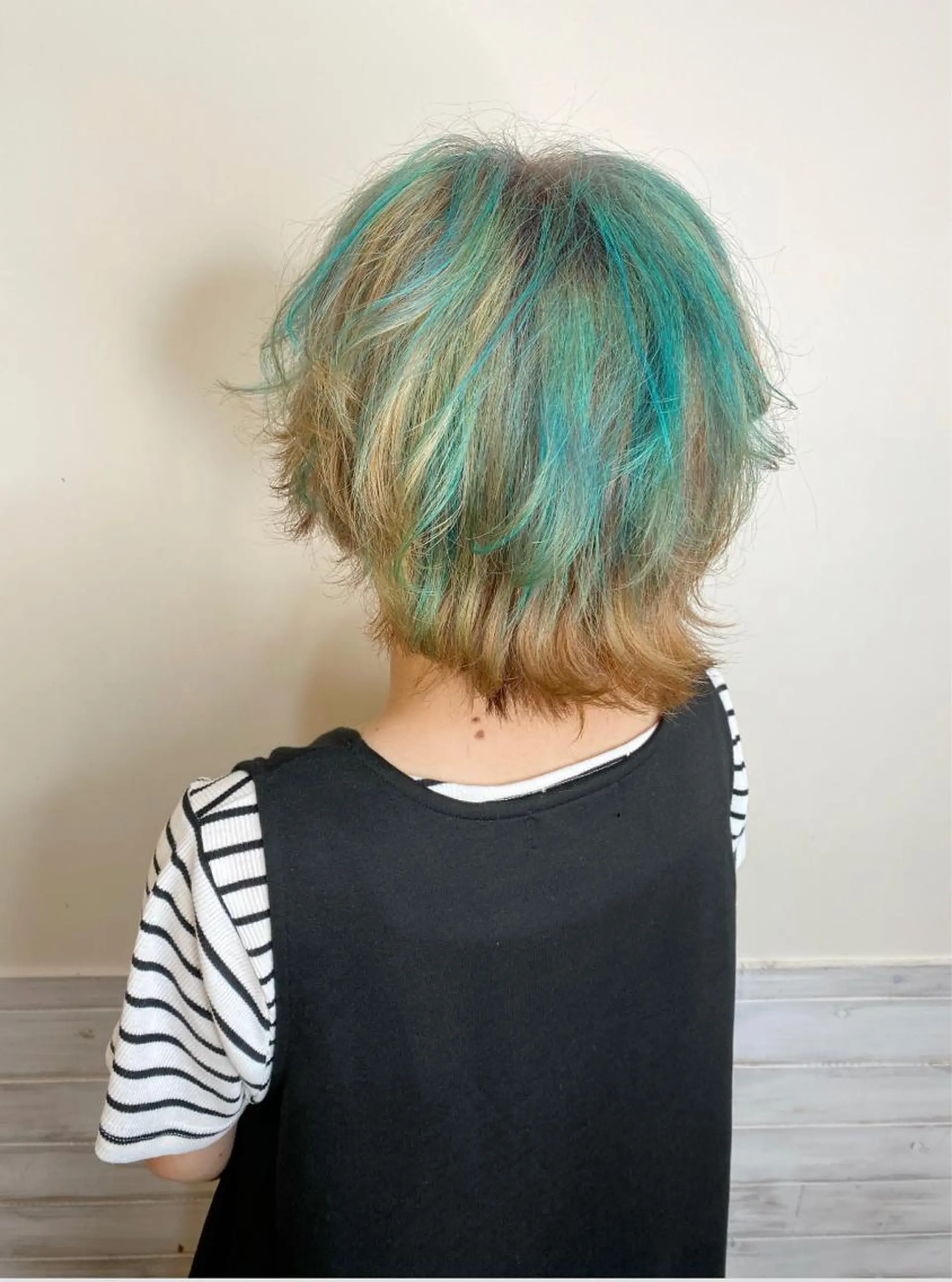 ショート カラー ヘアアレンジ ブルーカラー アイラッシュ/美容室 個室/瀬戸 一菜のヘアスタイル