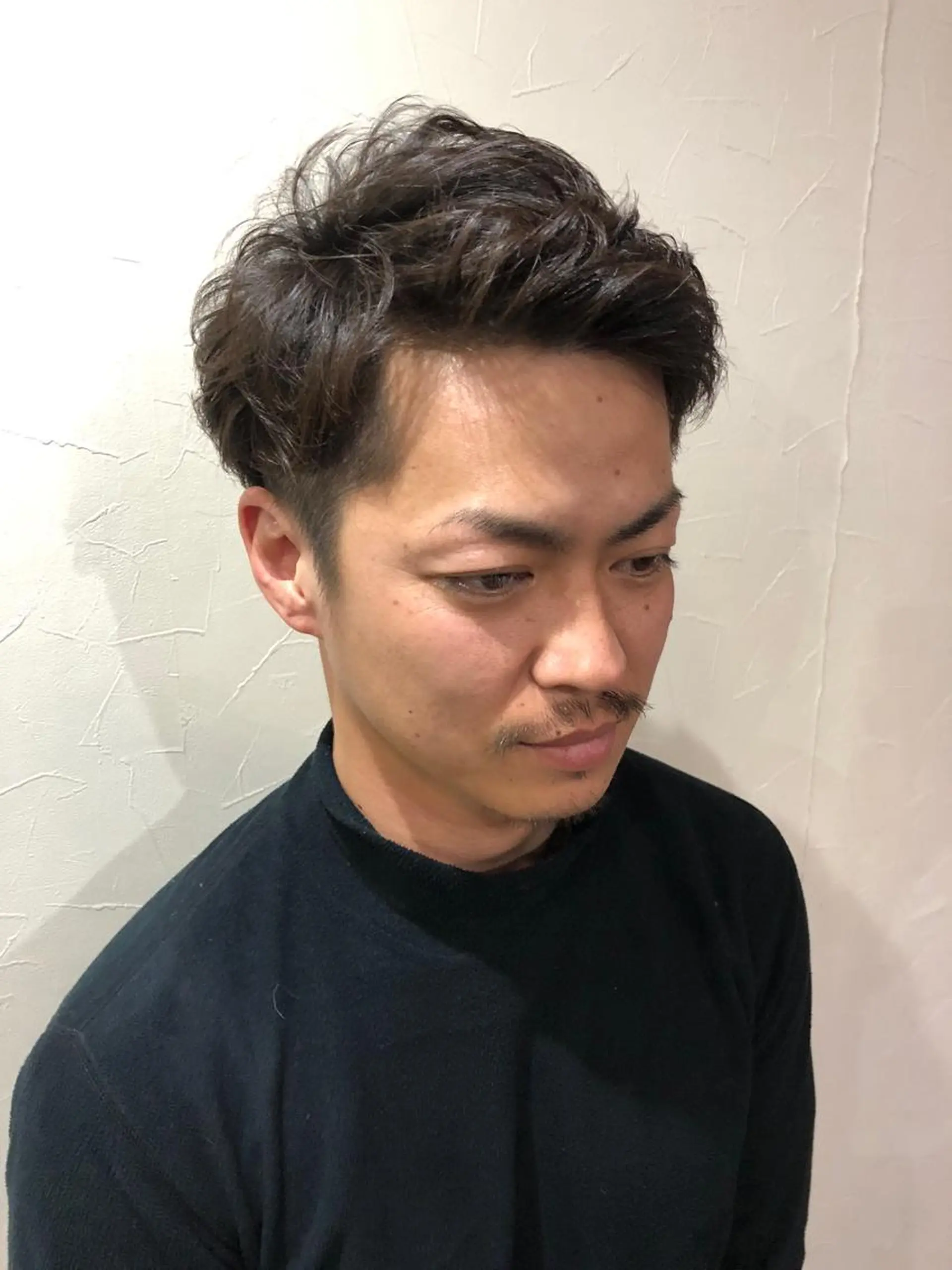 ショート パーマ メンズ vi viのヘアスタイル
