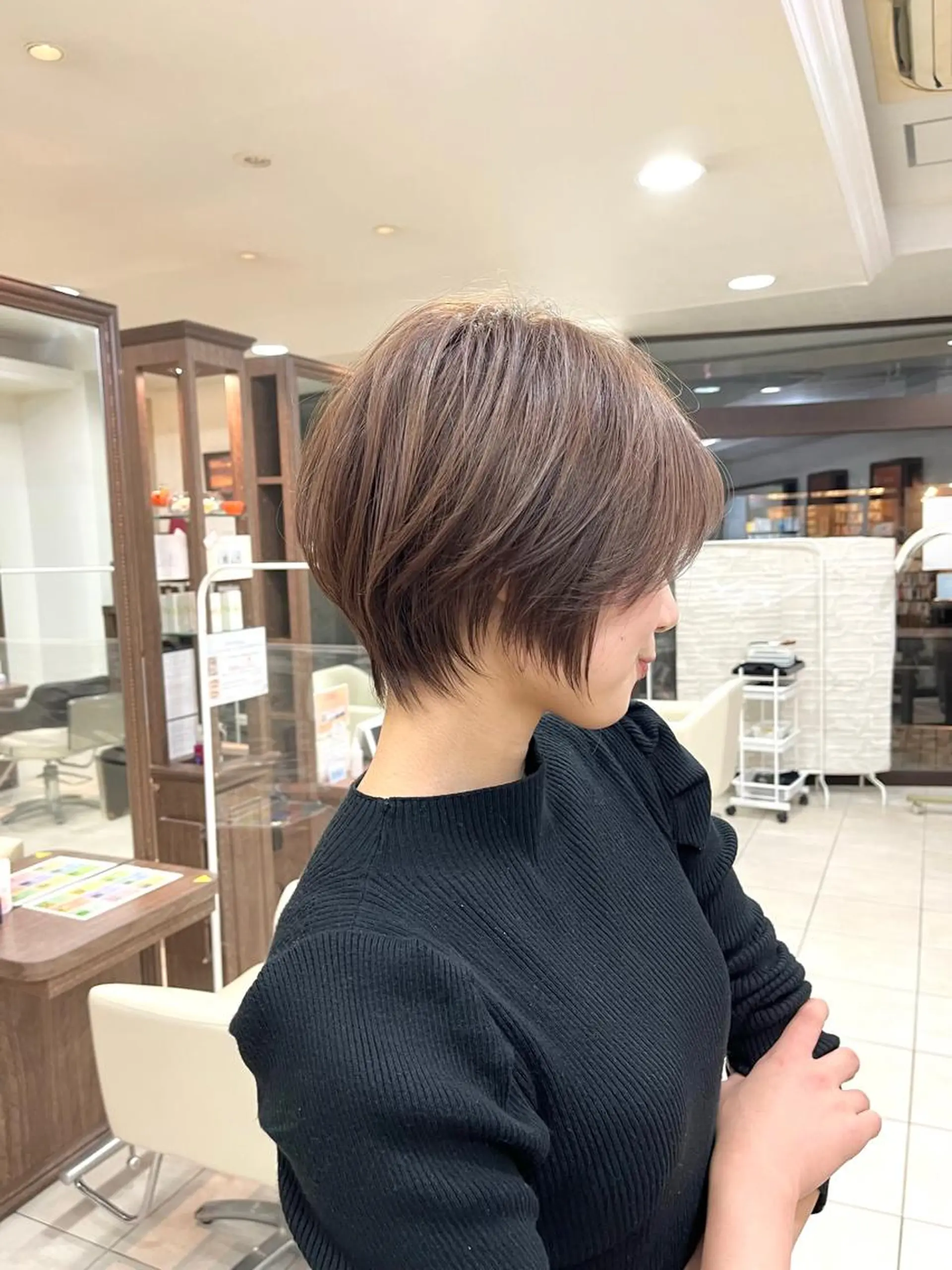 ショート ショートヘア 小顔カット カット トリートメント ✨髪質改善・縮毛矯正 専門美容室マーベルのヘアスタイル