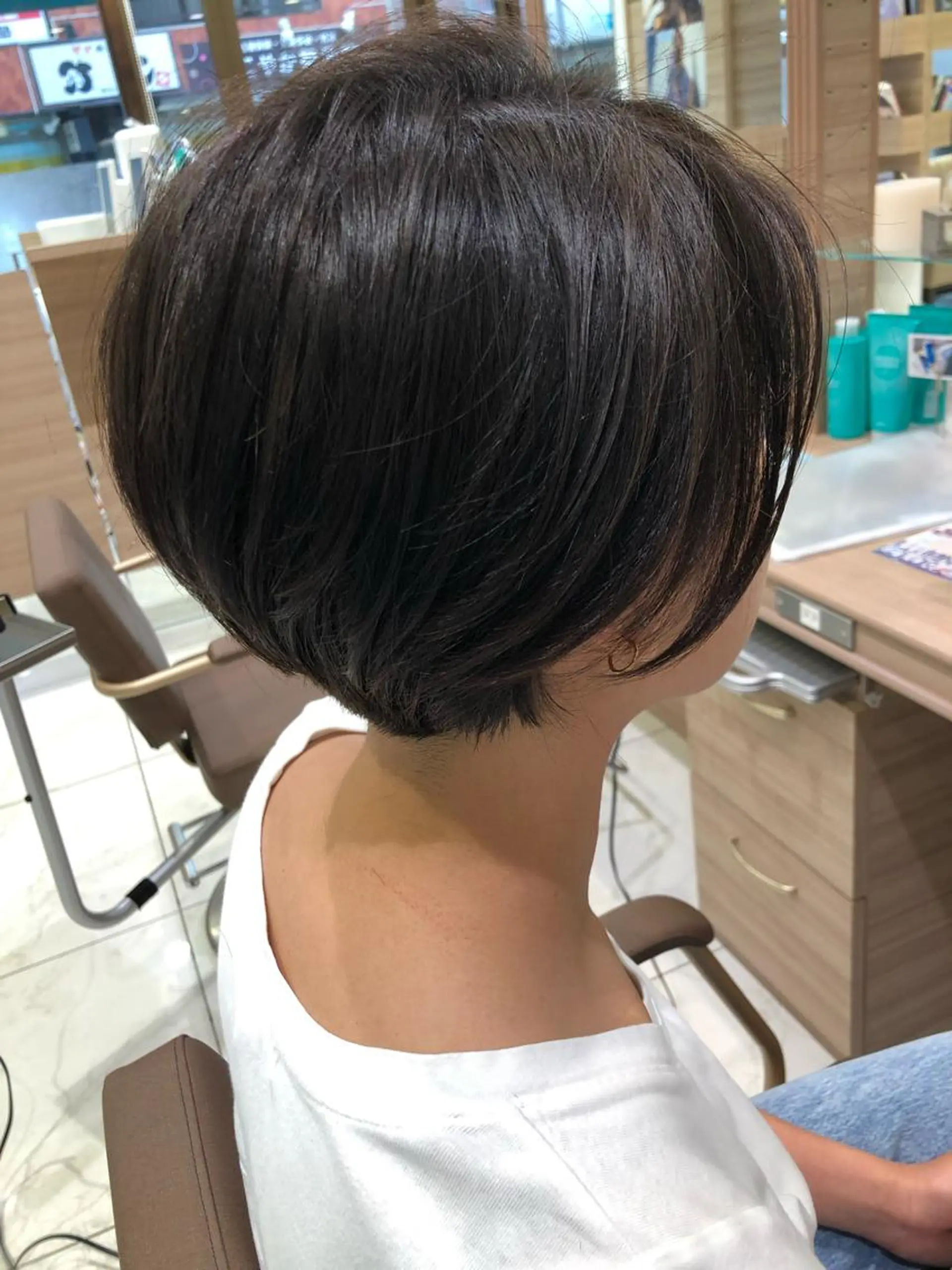 ショート カット ヘアカラー トリートメント 大人女性のショート ・ボブ✂︎沼尻典祥のヘアスタイル