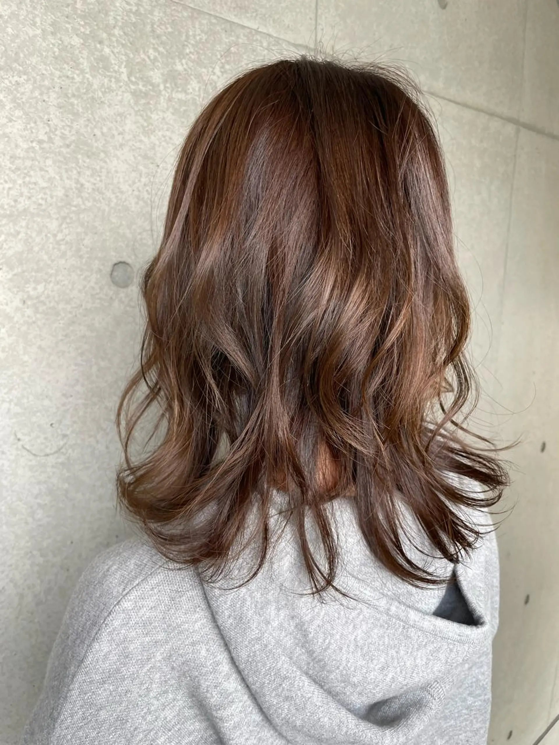 ミディアム 堀田 結香のヘアスタイル